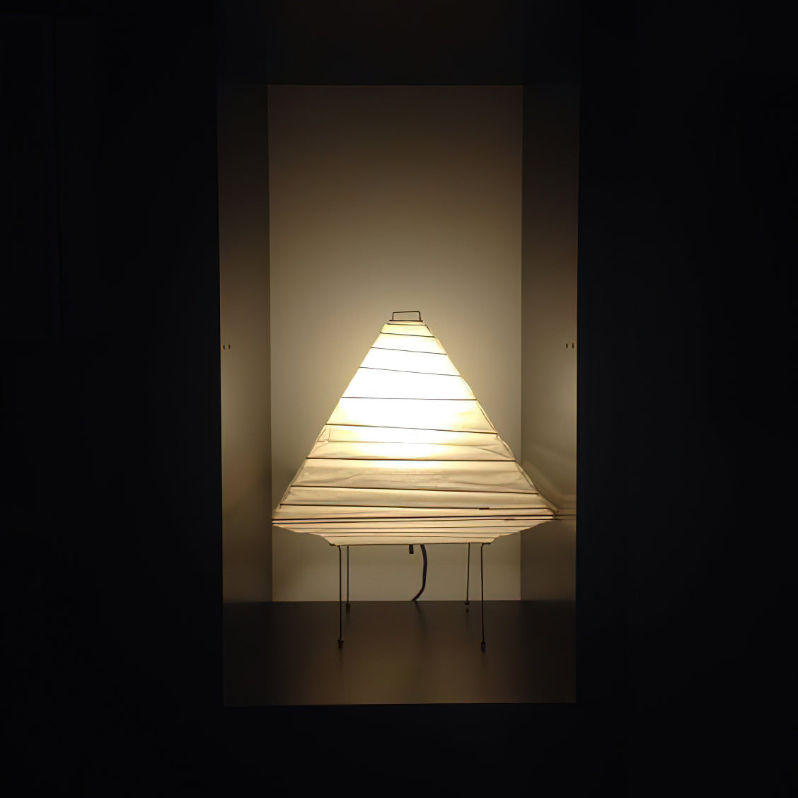 Lysvenn Table Lamp