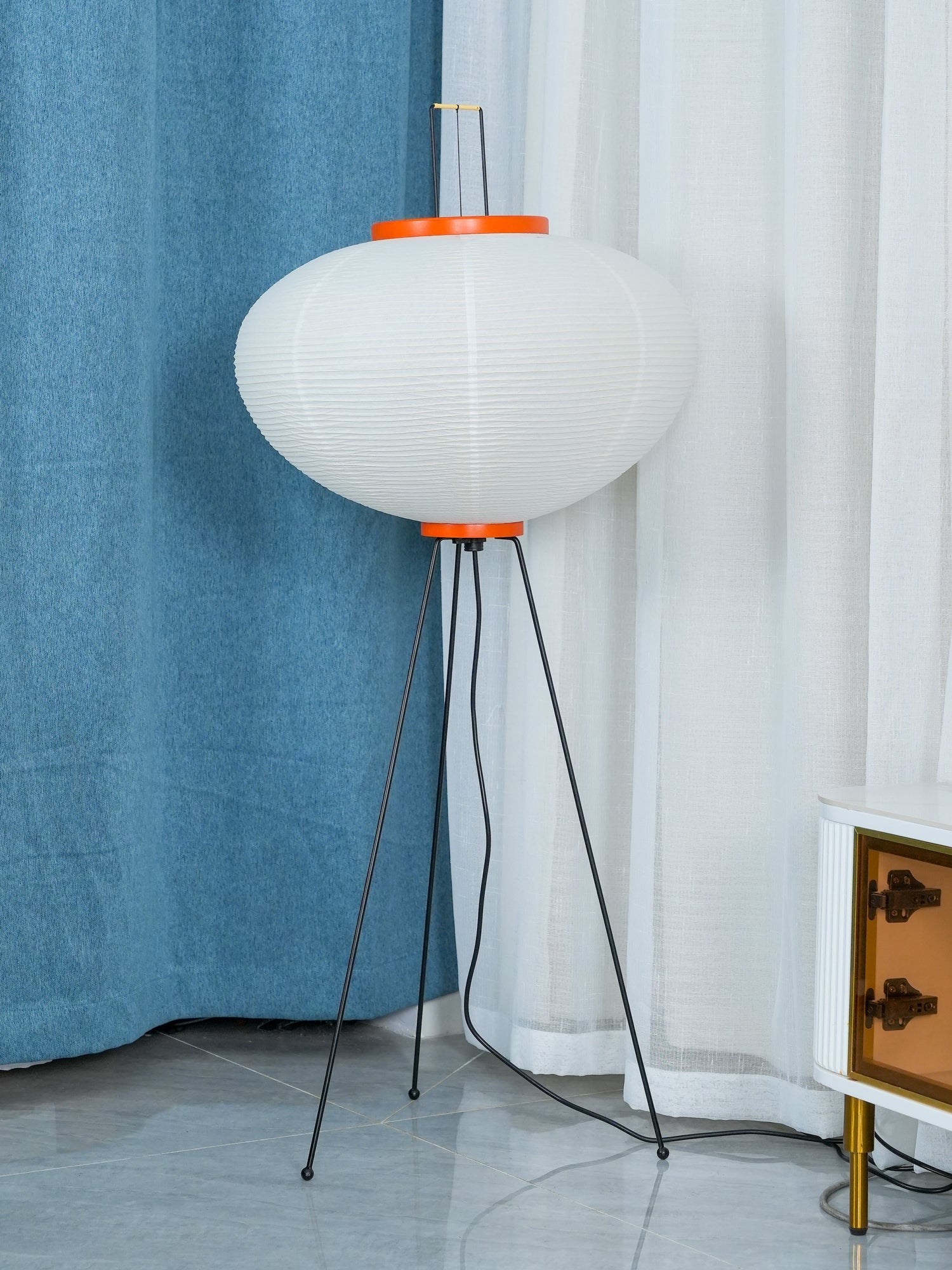 Yariaus Floor Lamp