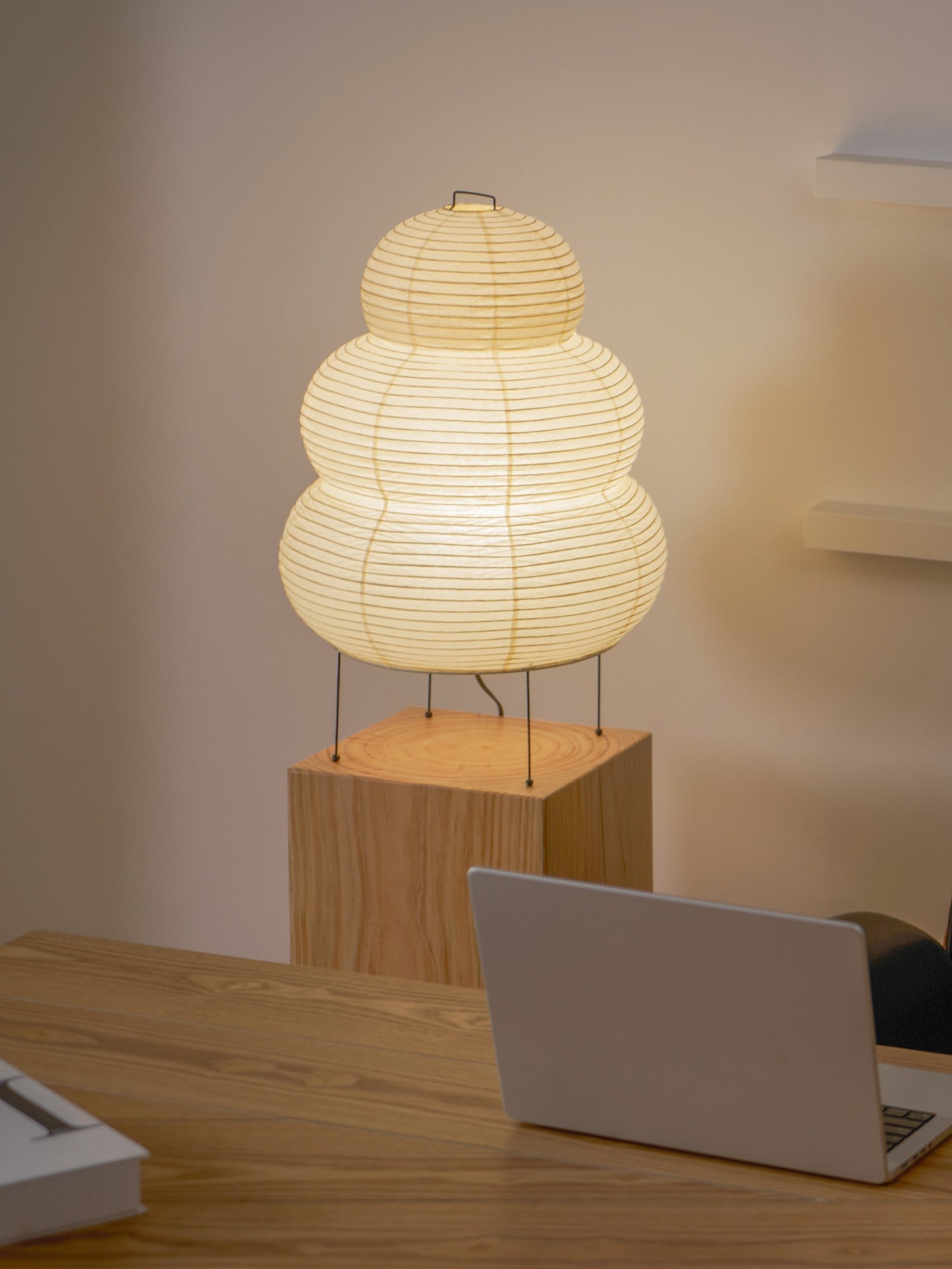 Briero Table Lamp