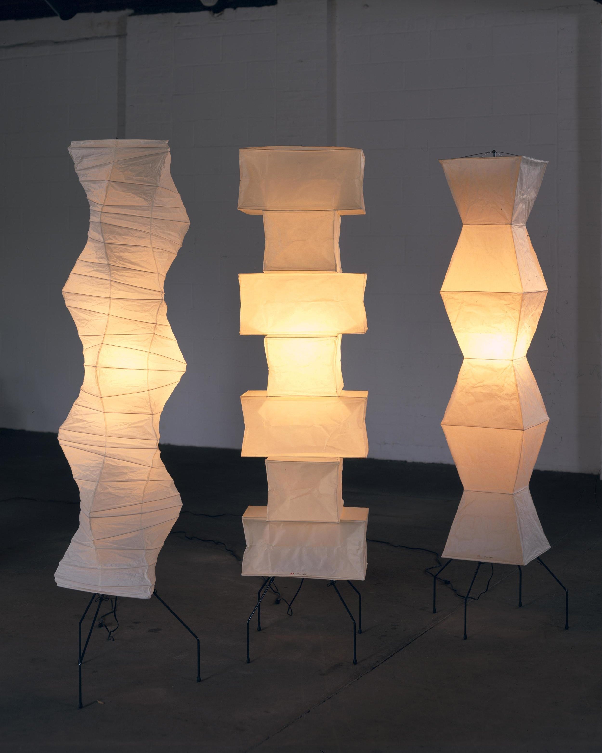 Yariaus Floor Lamp