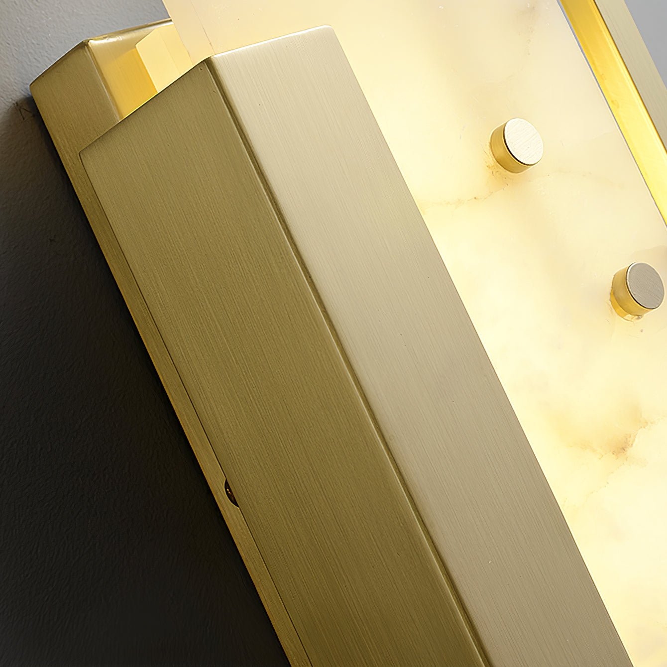 Tomeha Alabaster Wall Light