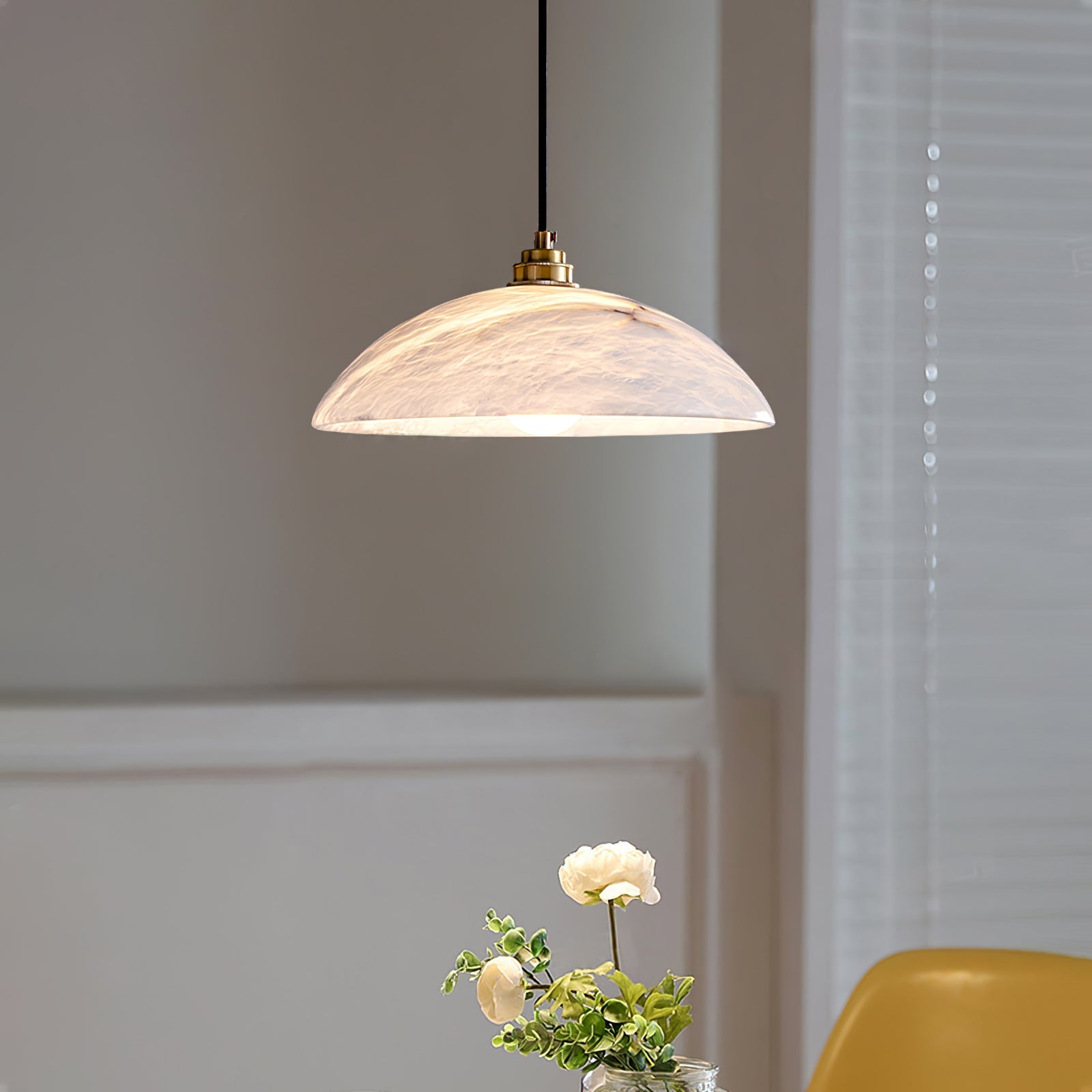Mesaso Alabaster Pendant Light