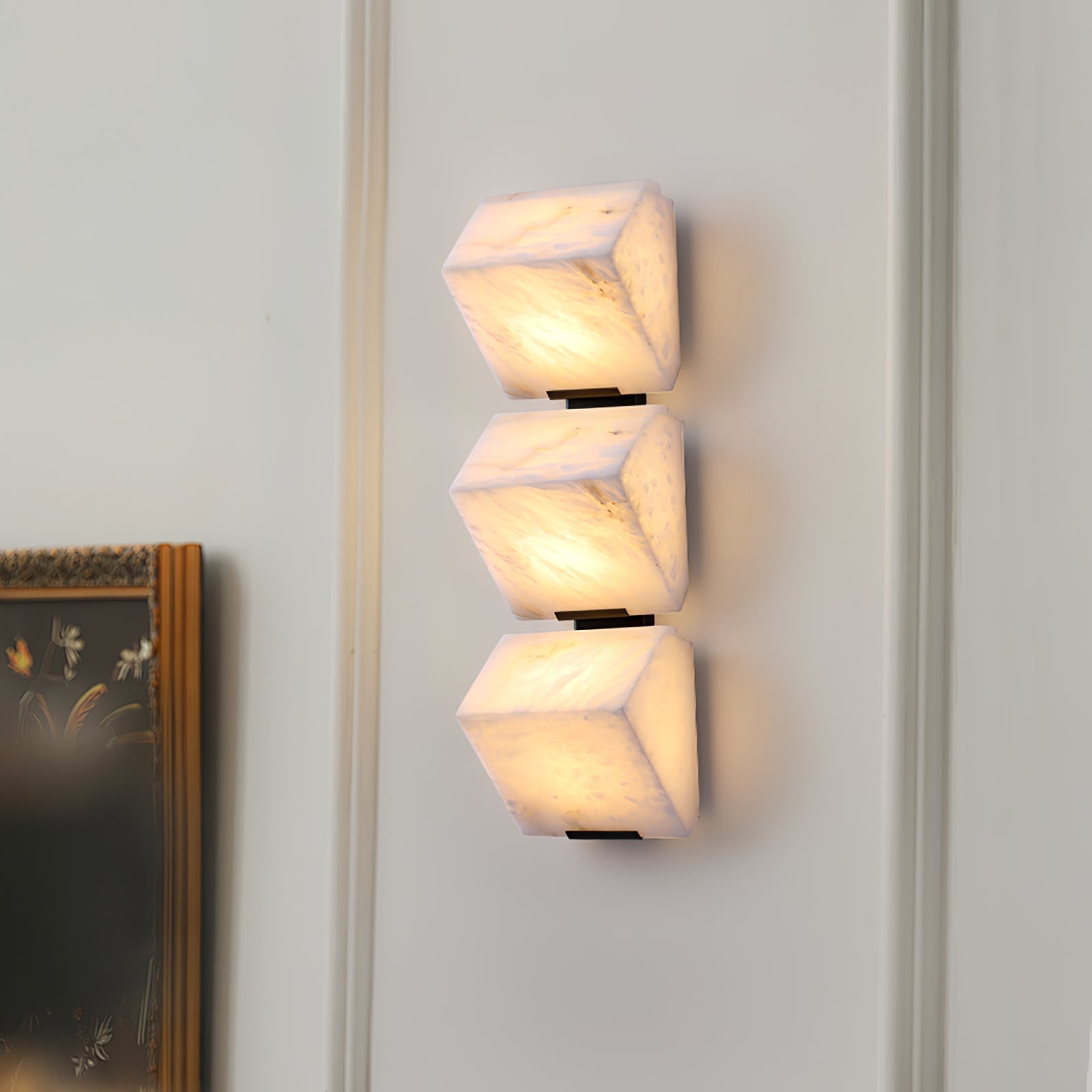 Salira Wall Light