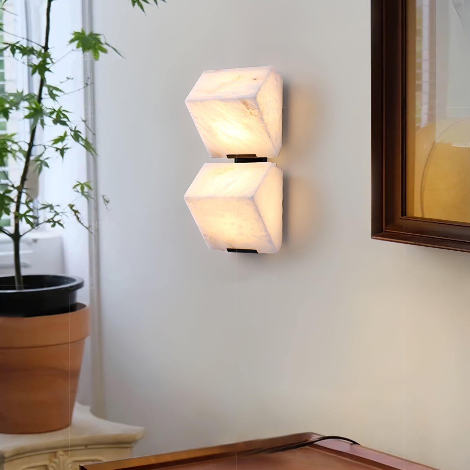Salira Wall Light