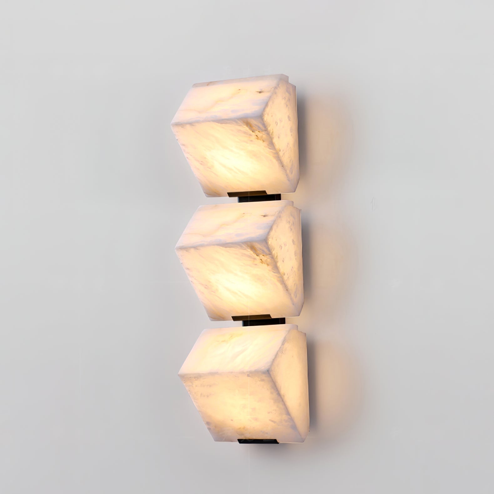 Salira Wall Light
