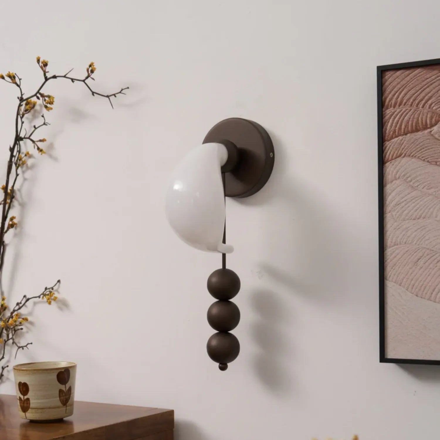 Relamis Wall Light