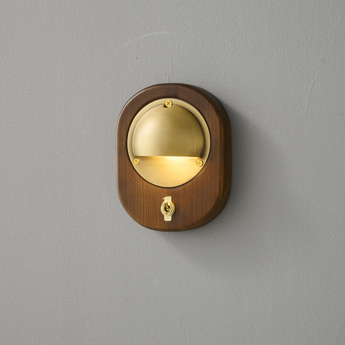 Dunor Wall Light