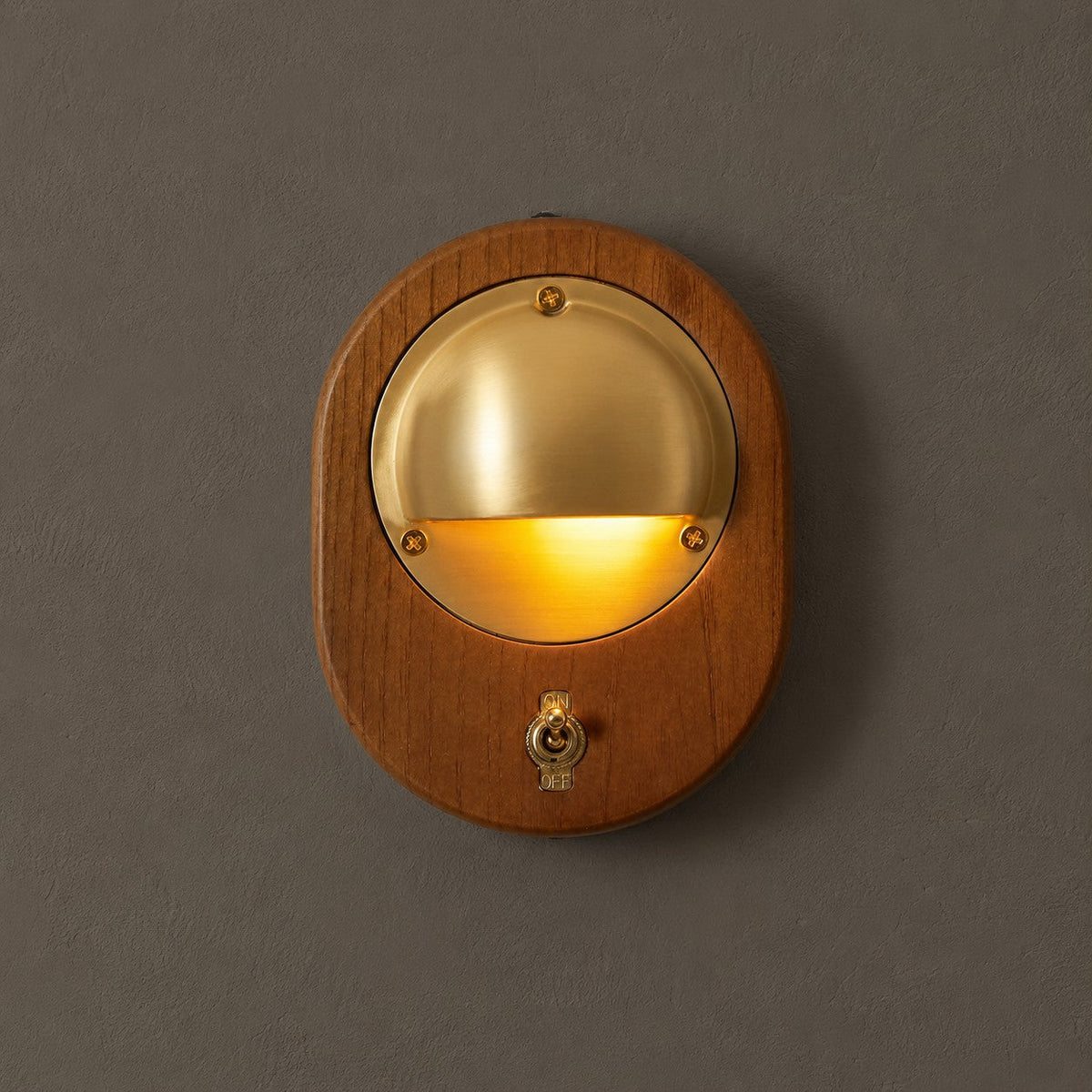 Dunor Wall Light