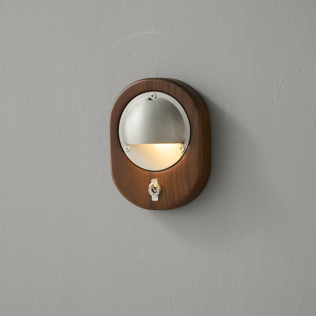 Dunor Wall Light