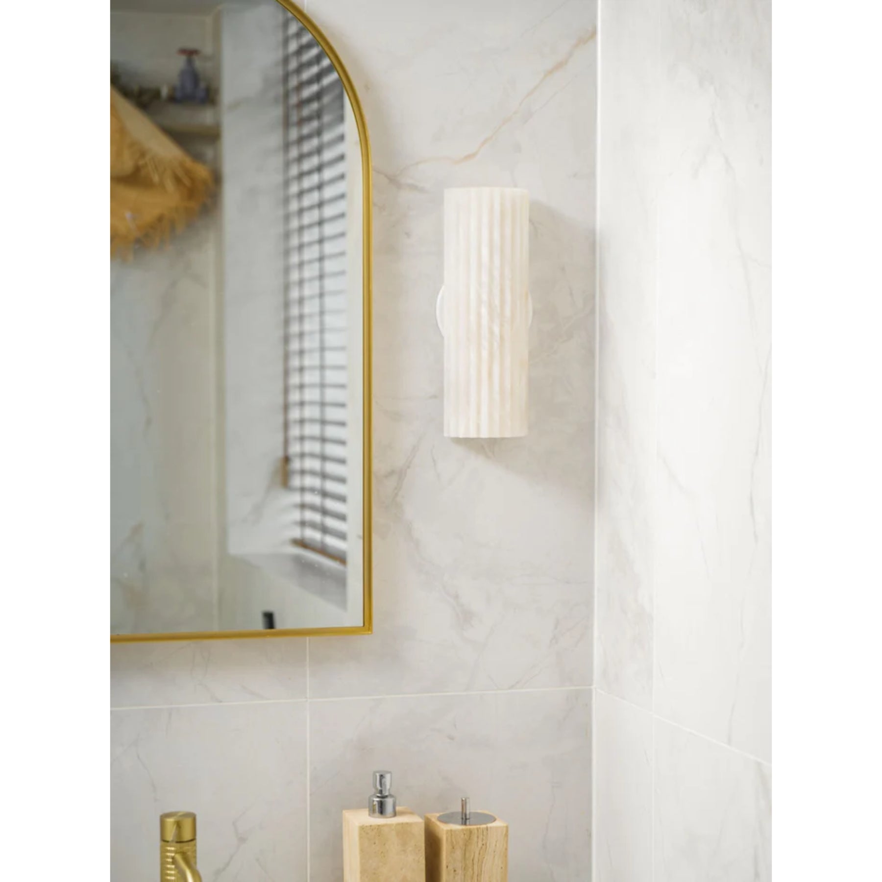 Elviya Alabaster Wall Light