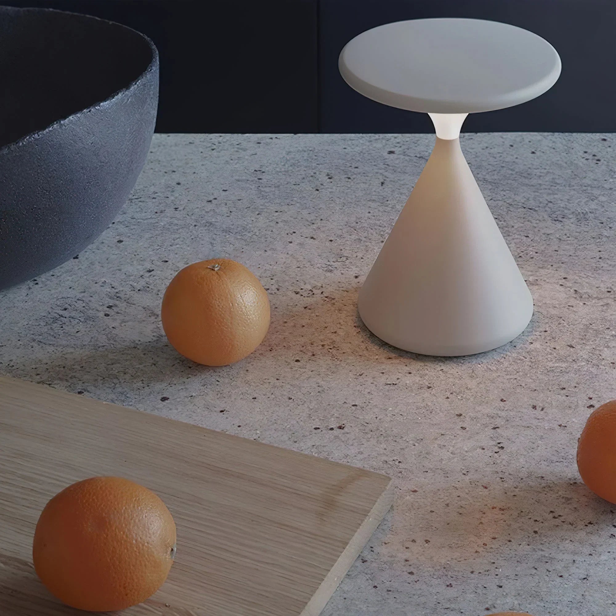 Movy Hourglass Table Lamp