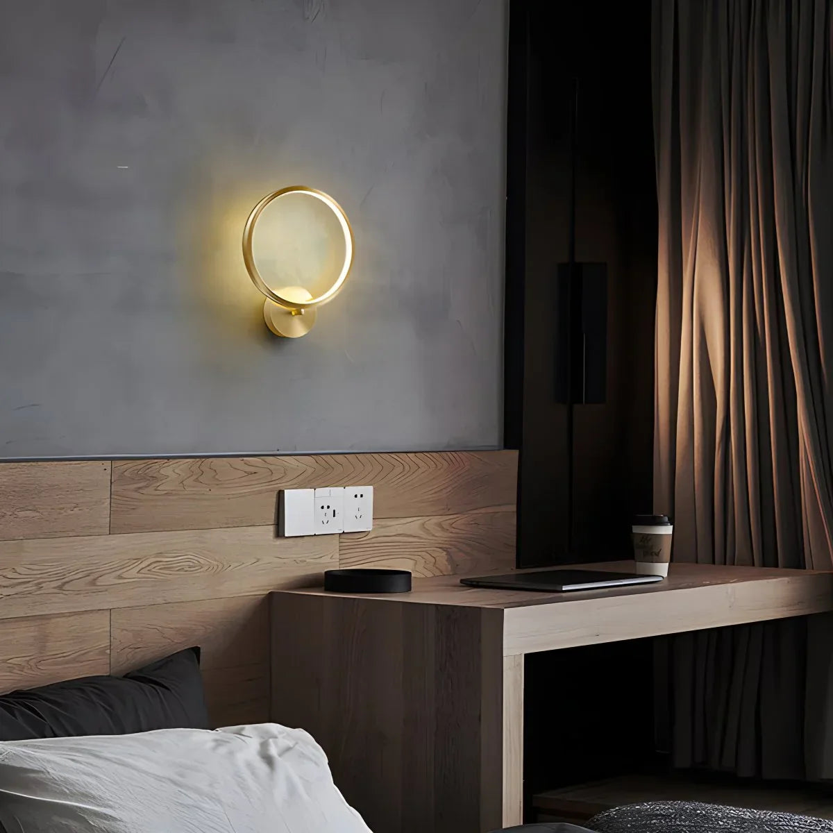 Virlen Crystal Wall Light