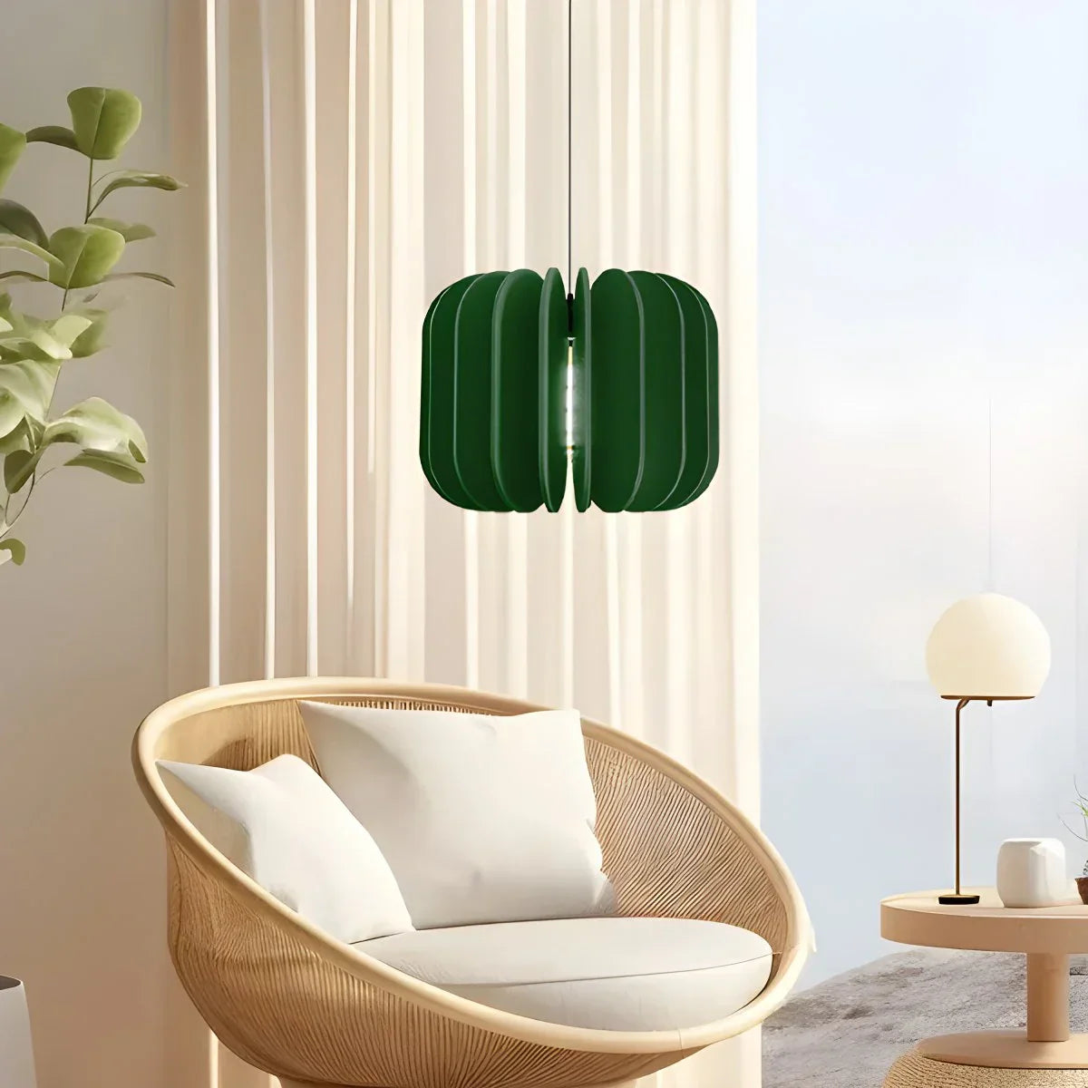 Skavo Pendant Light