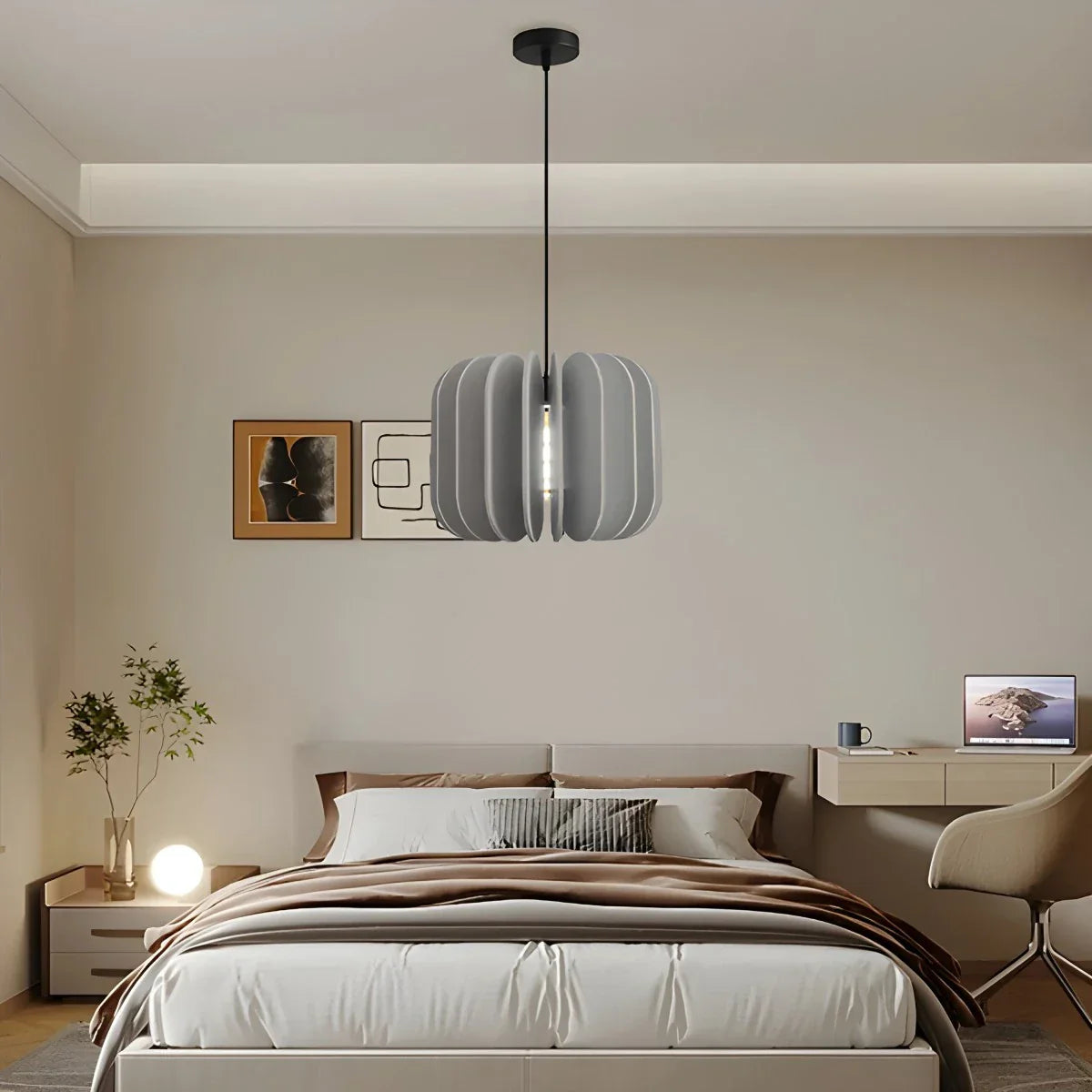 Skavo Pendant Light