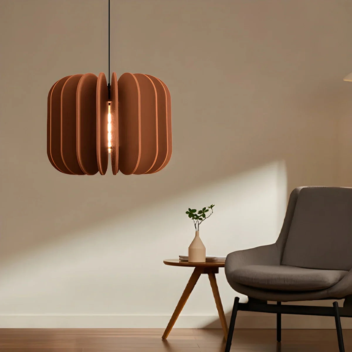Skavo Pendant Light