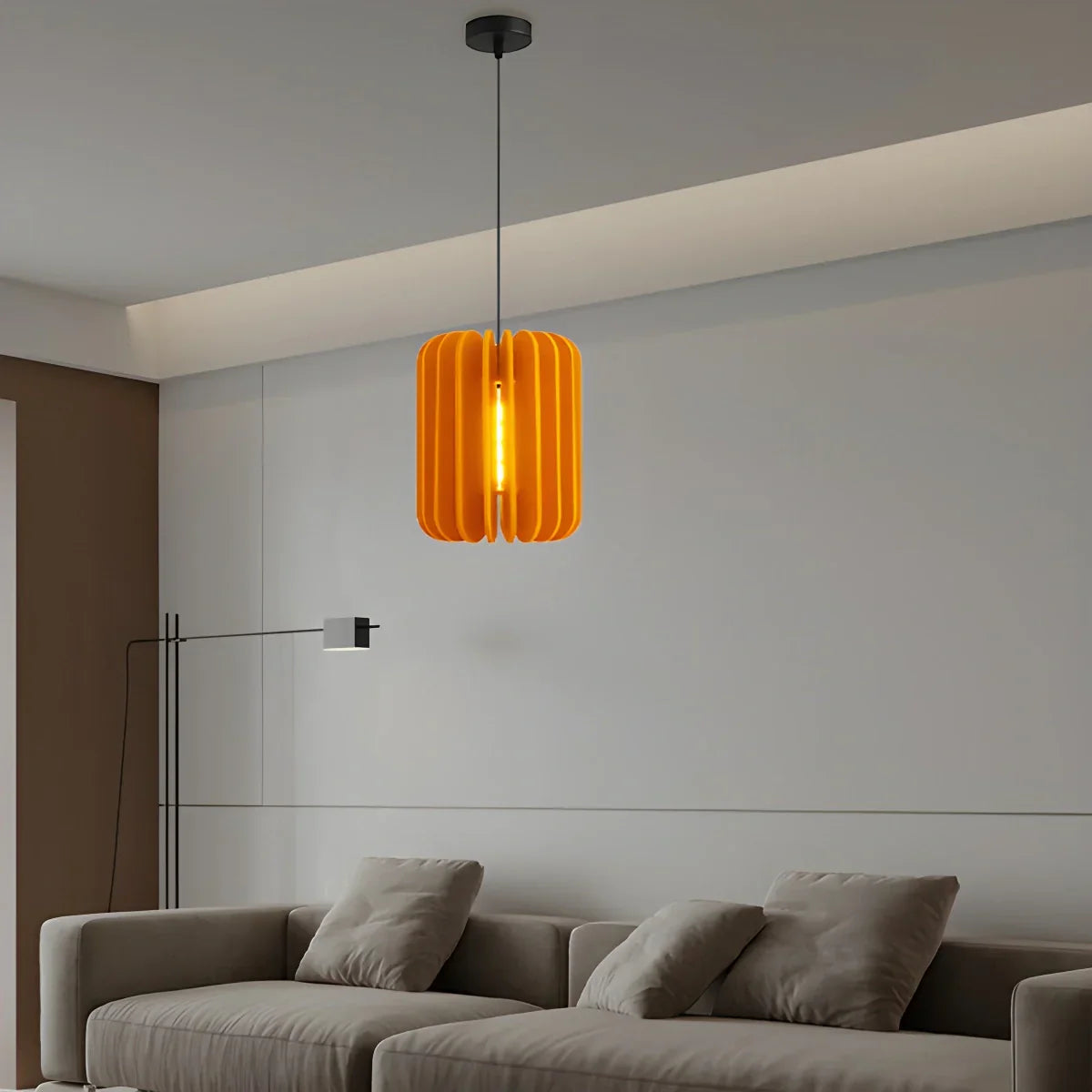 Skavo Pendant Light