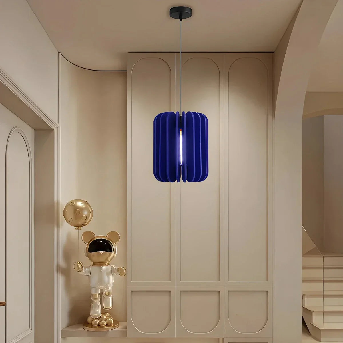 Skavo Pendant Light