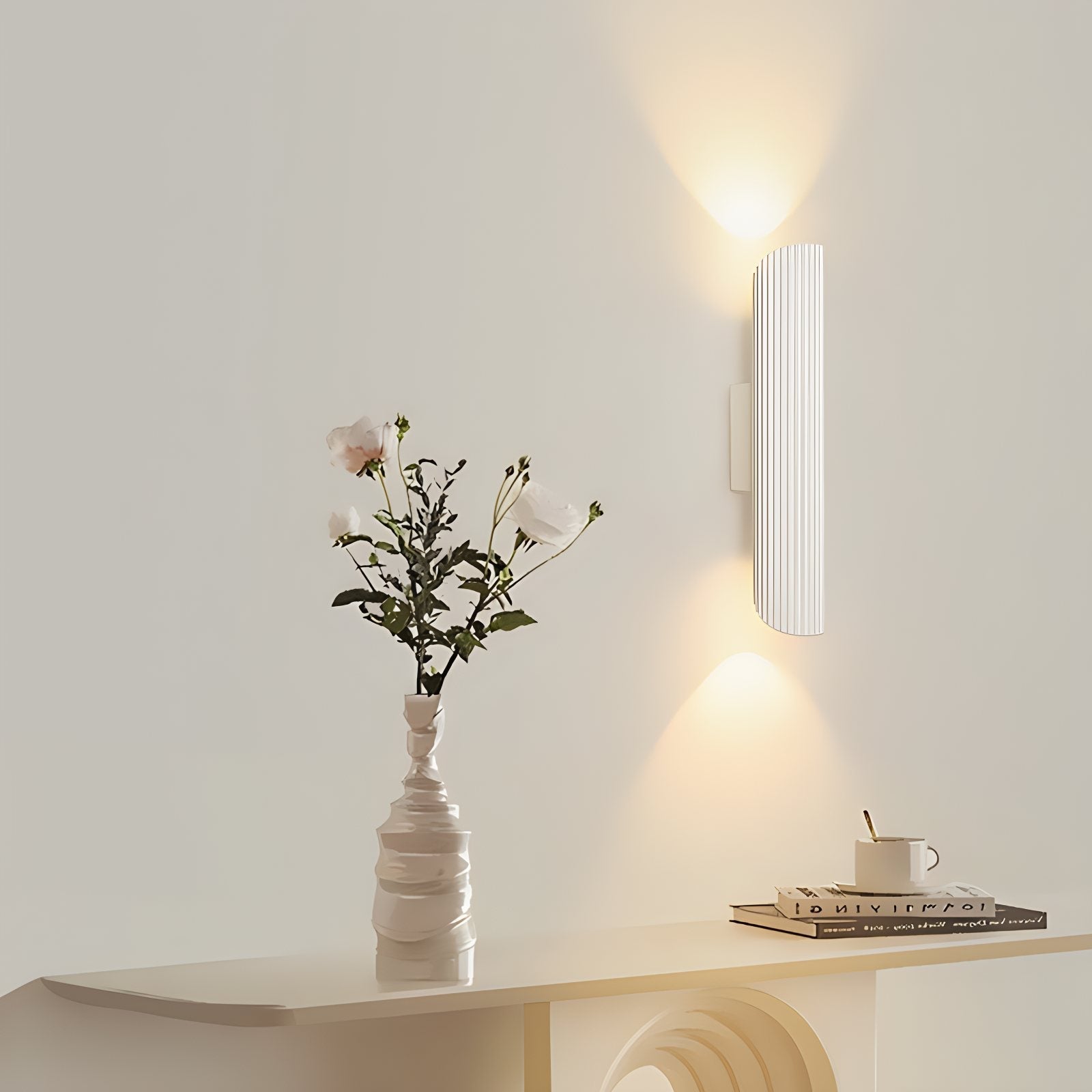 Voliro Wall Light