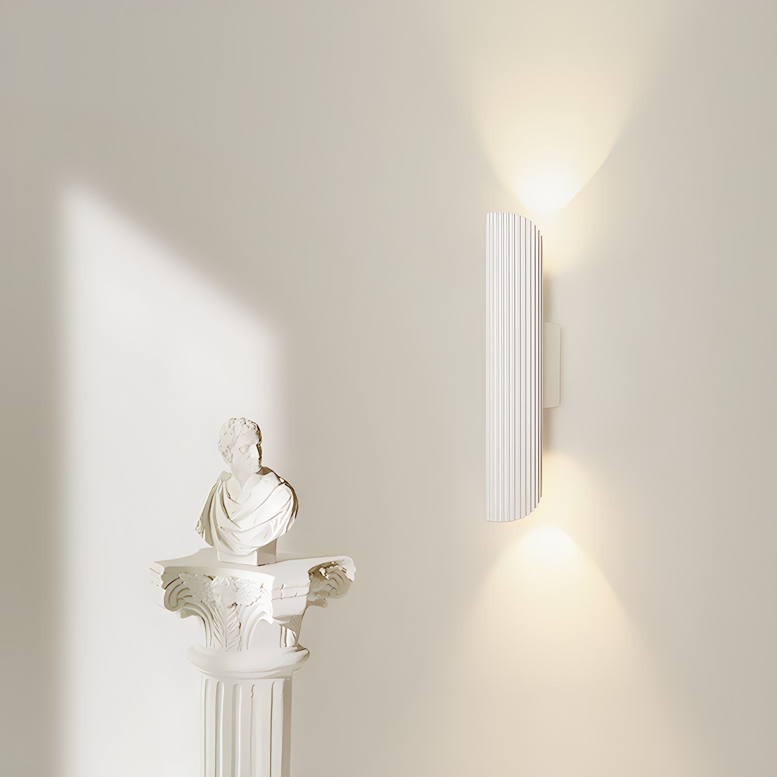 Voliro Wall Light