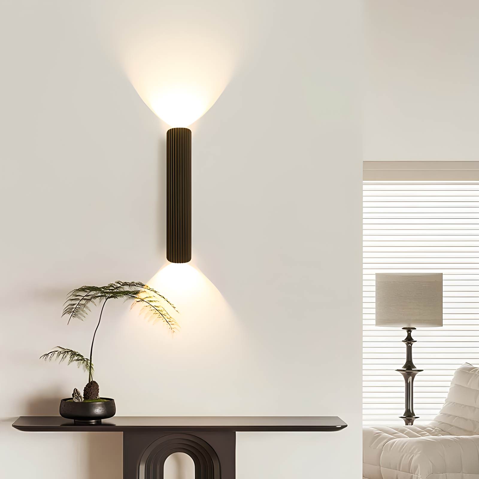 Voliro Wall Light