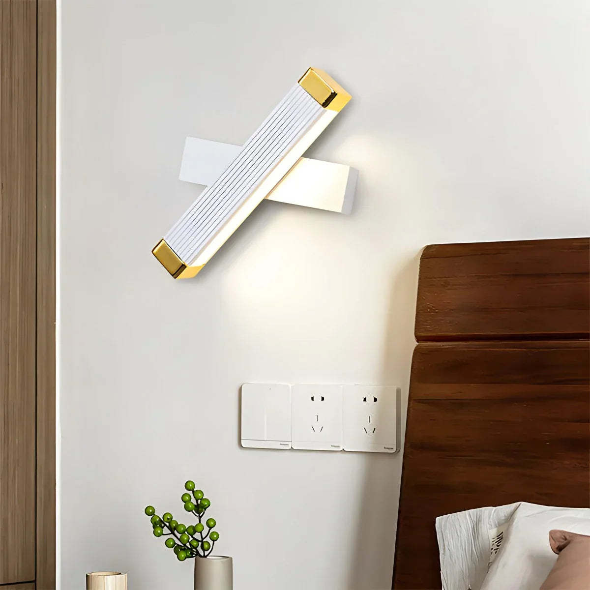 Luvano Wall Light