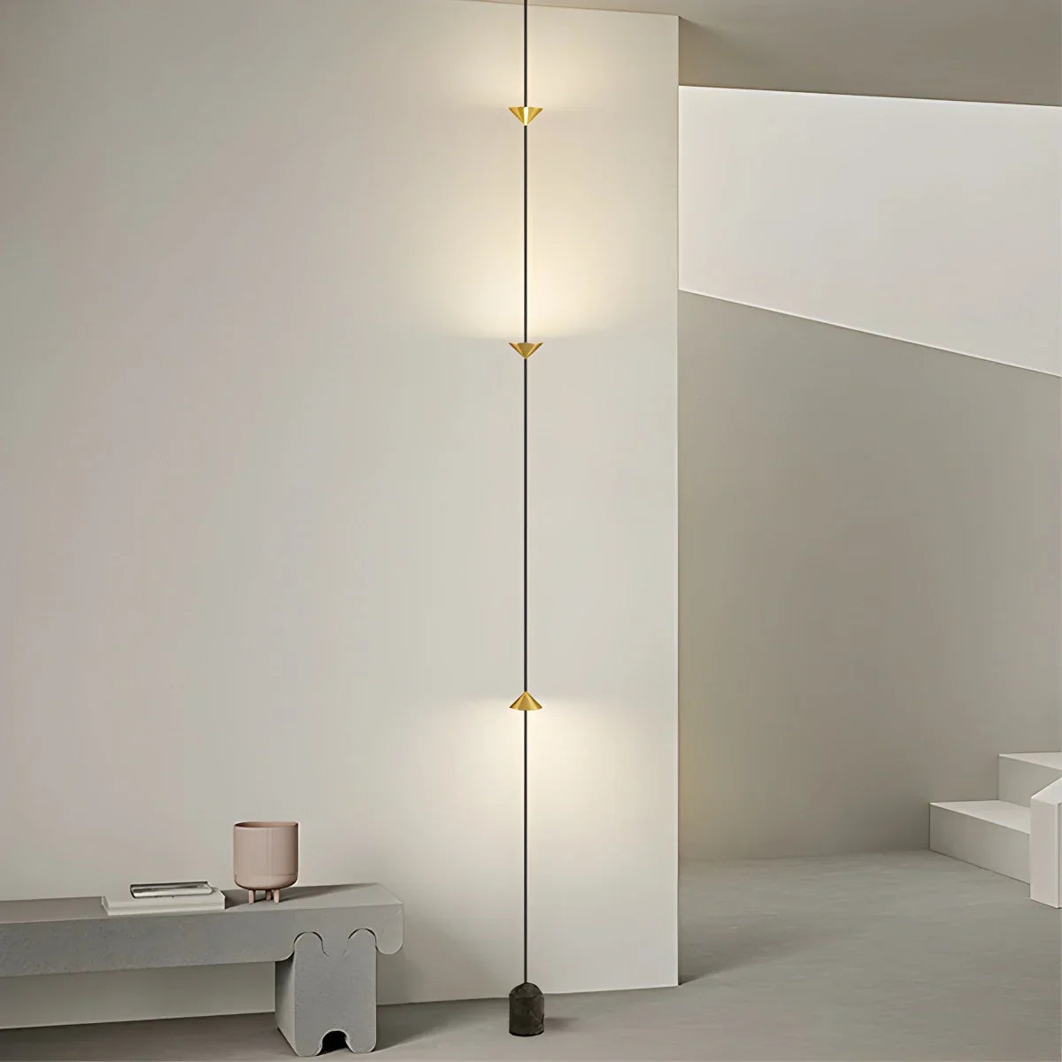 Oziller Floor to Ceiling Light