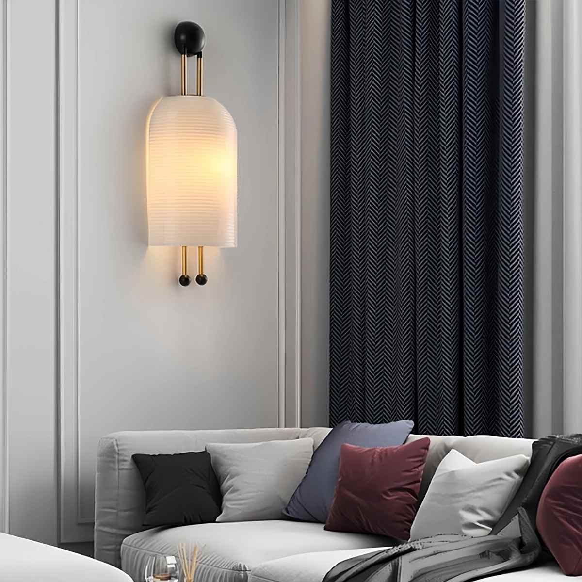 Vesiro Wall Light