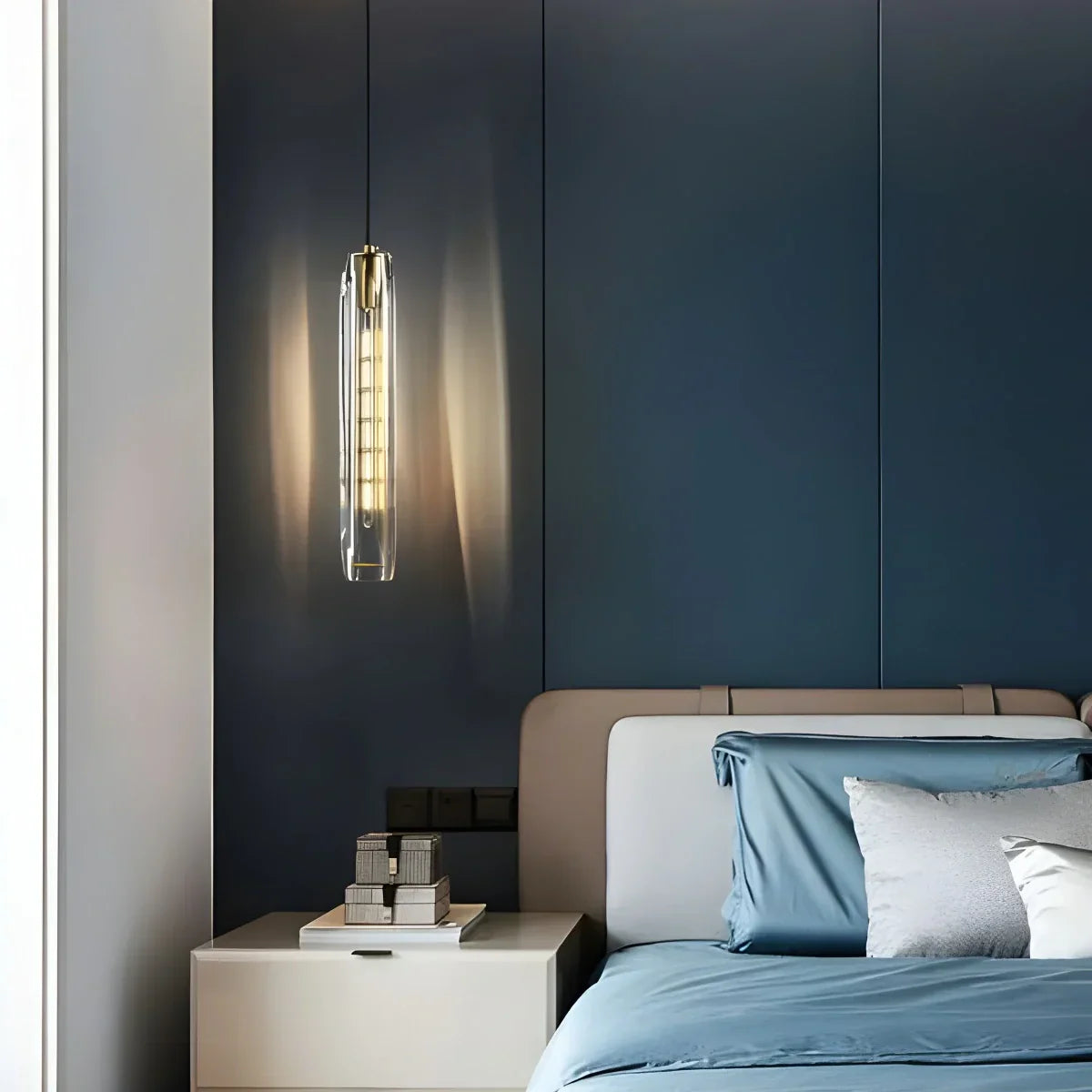 Noravi Wall Light
