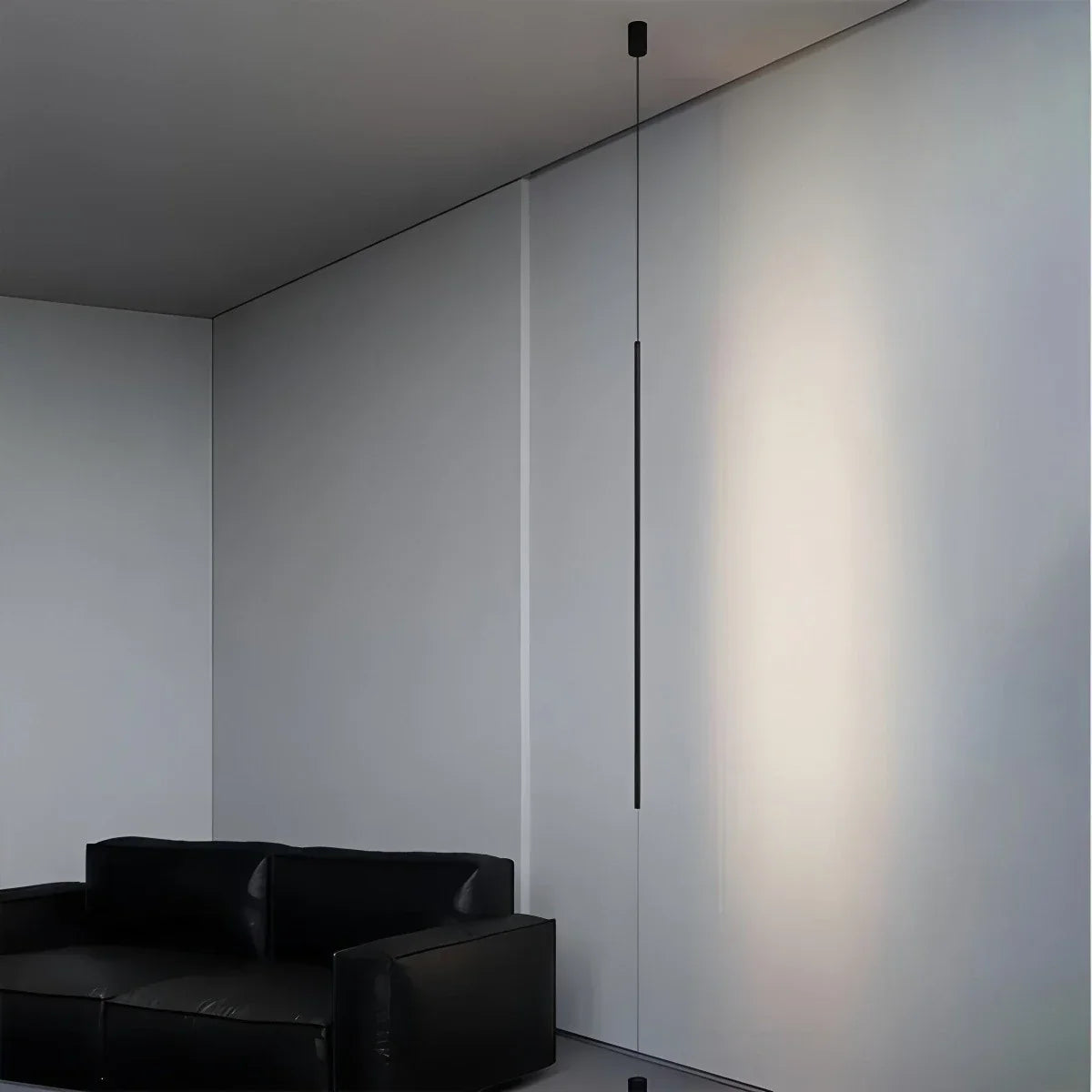 Belzon Floor to Ceiling Light