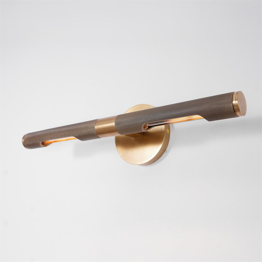 Qenzaro Wall Light
