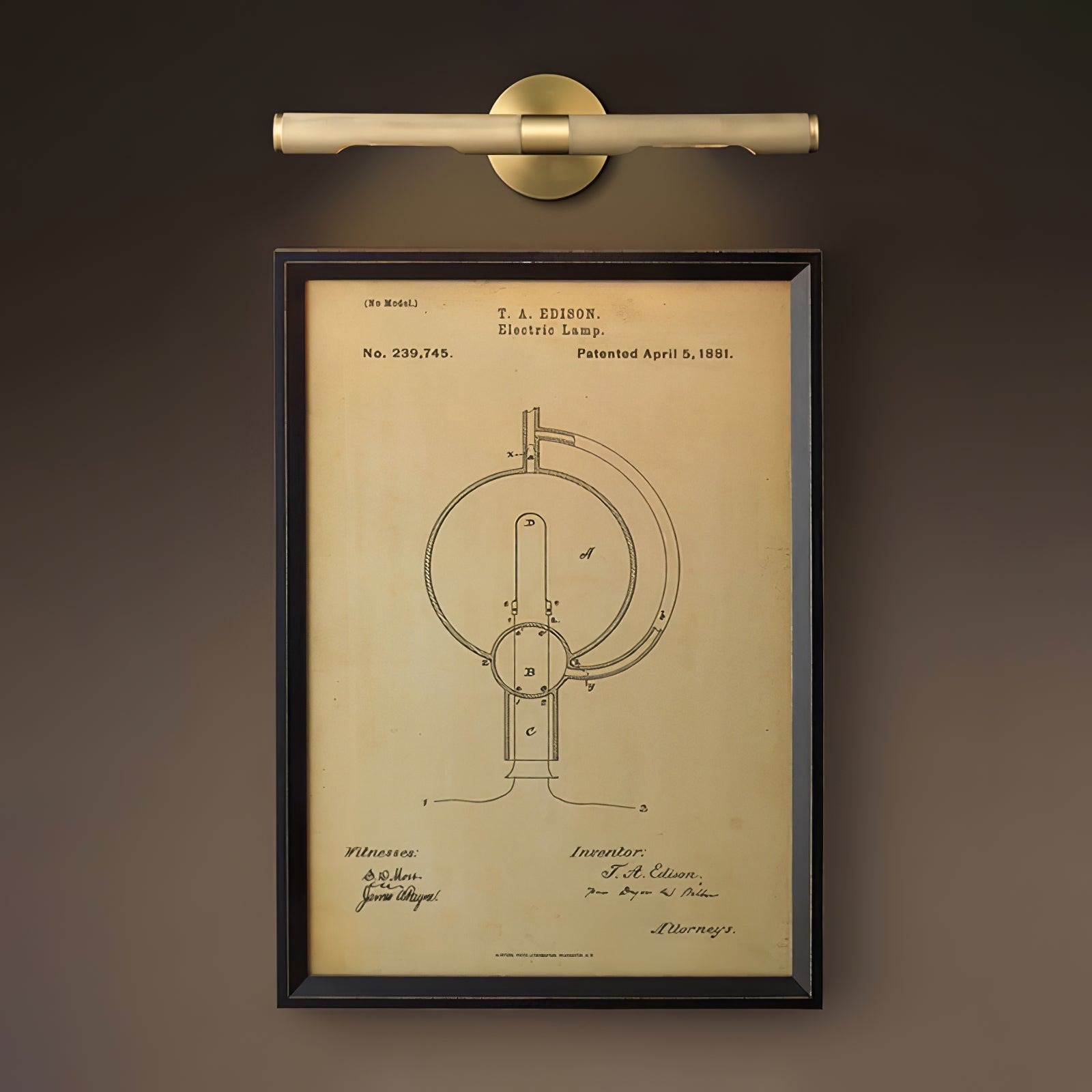 Qenzaro Wall Light