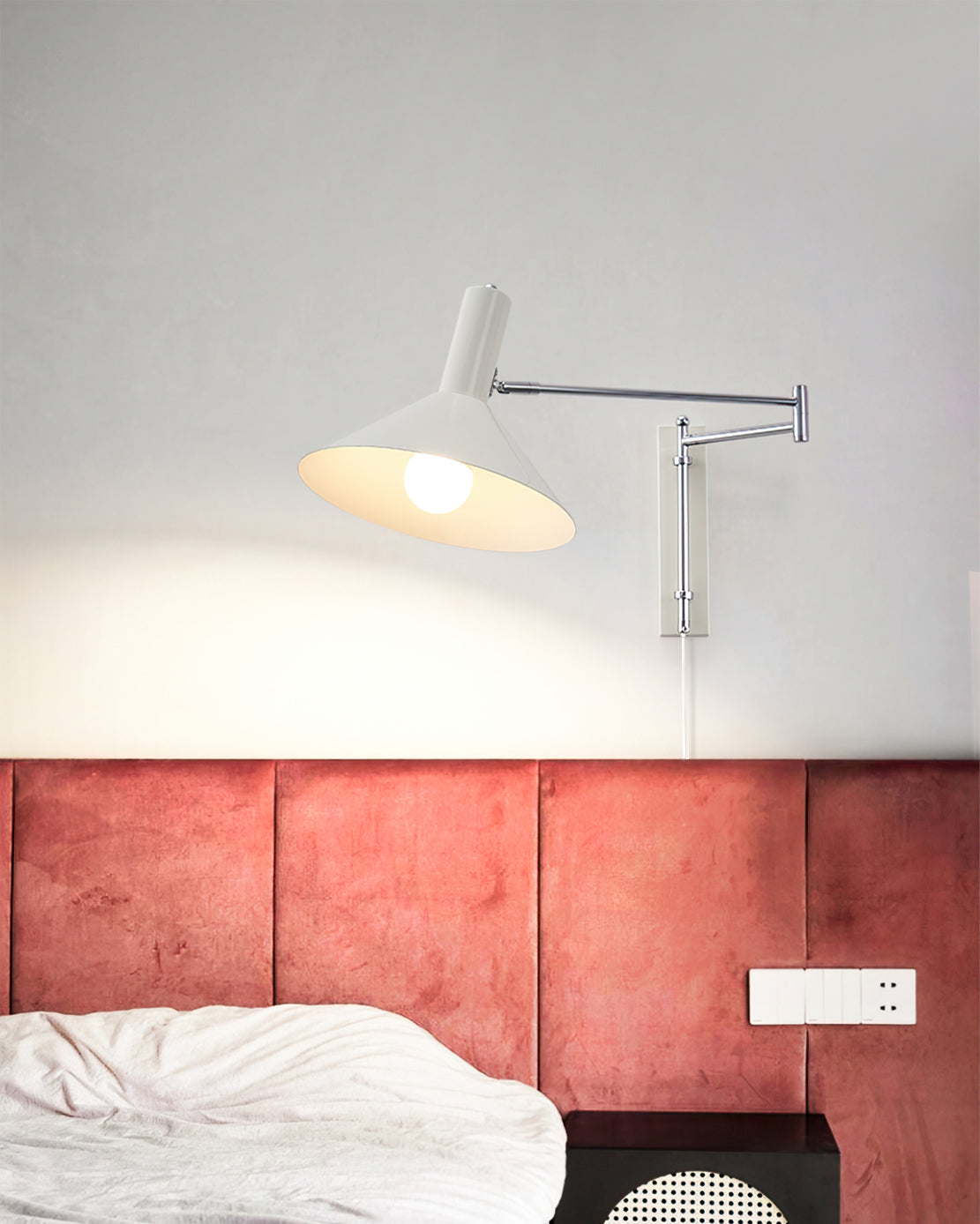 Silwellon Plug In Wall Light