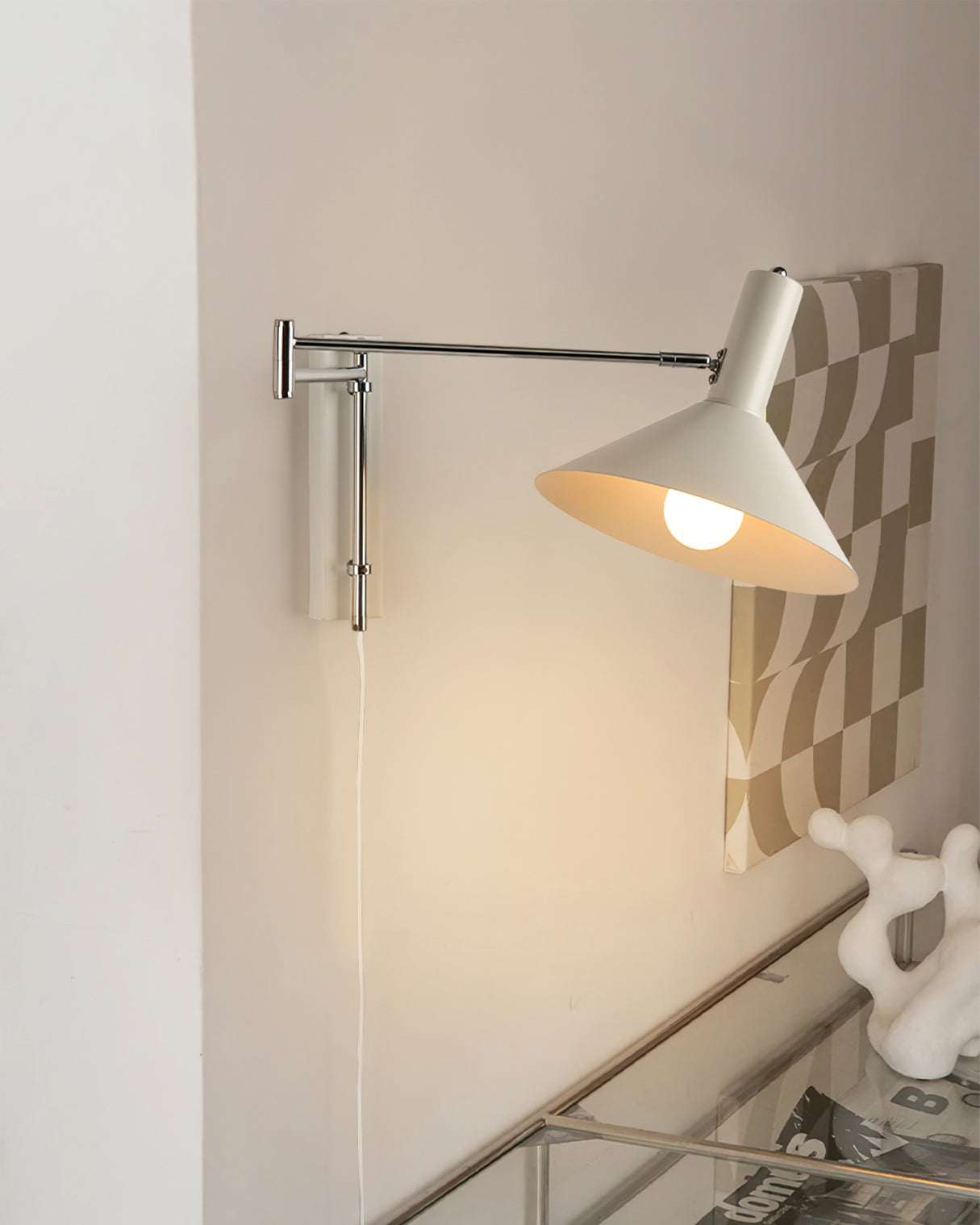 Silwellon Plug In Wall Light