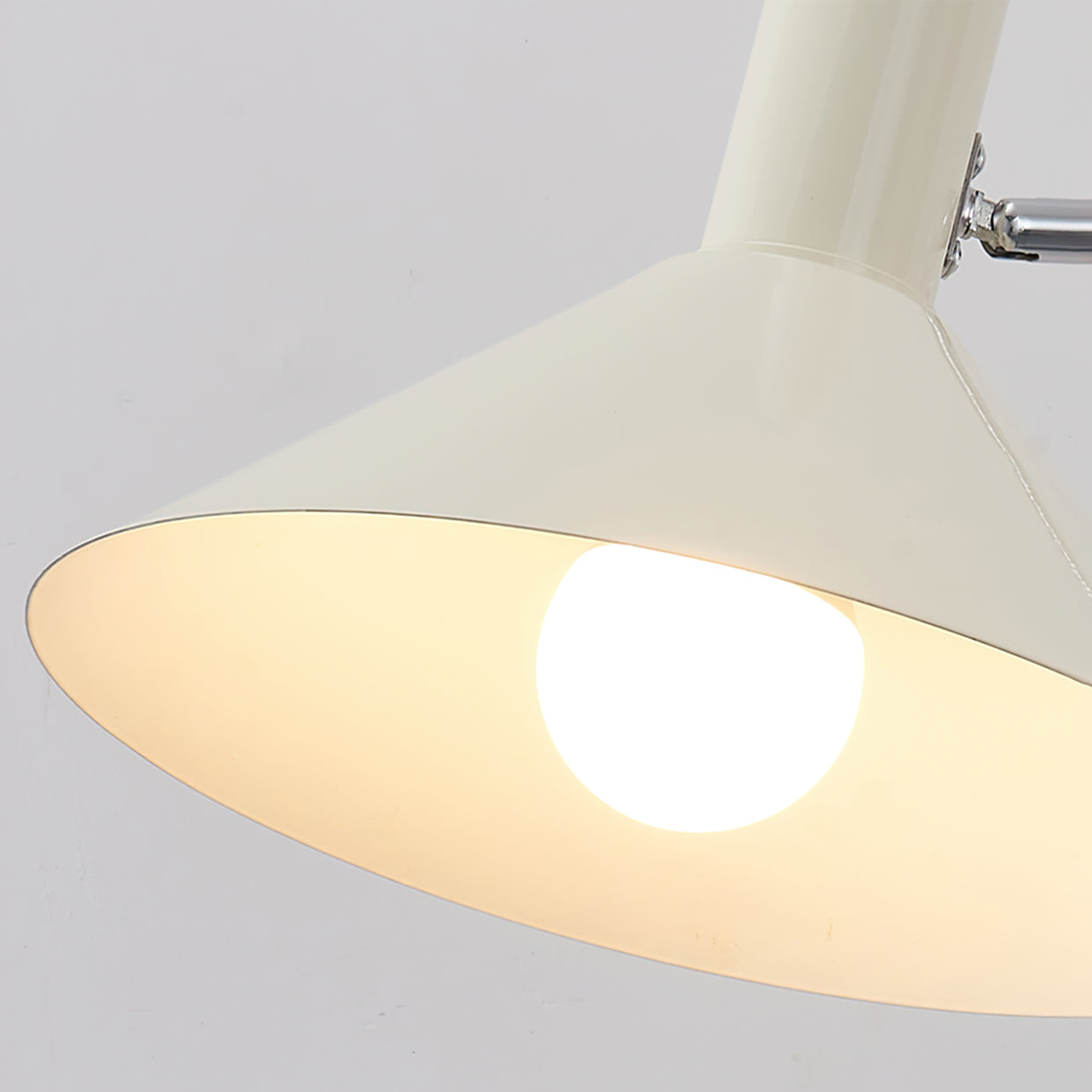 Silwellon Plug In Wall Light