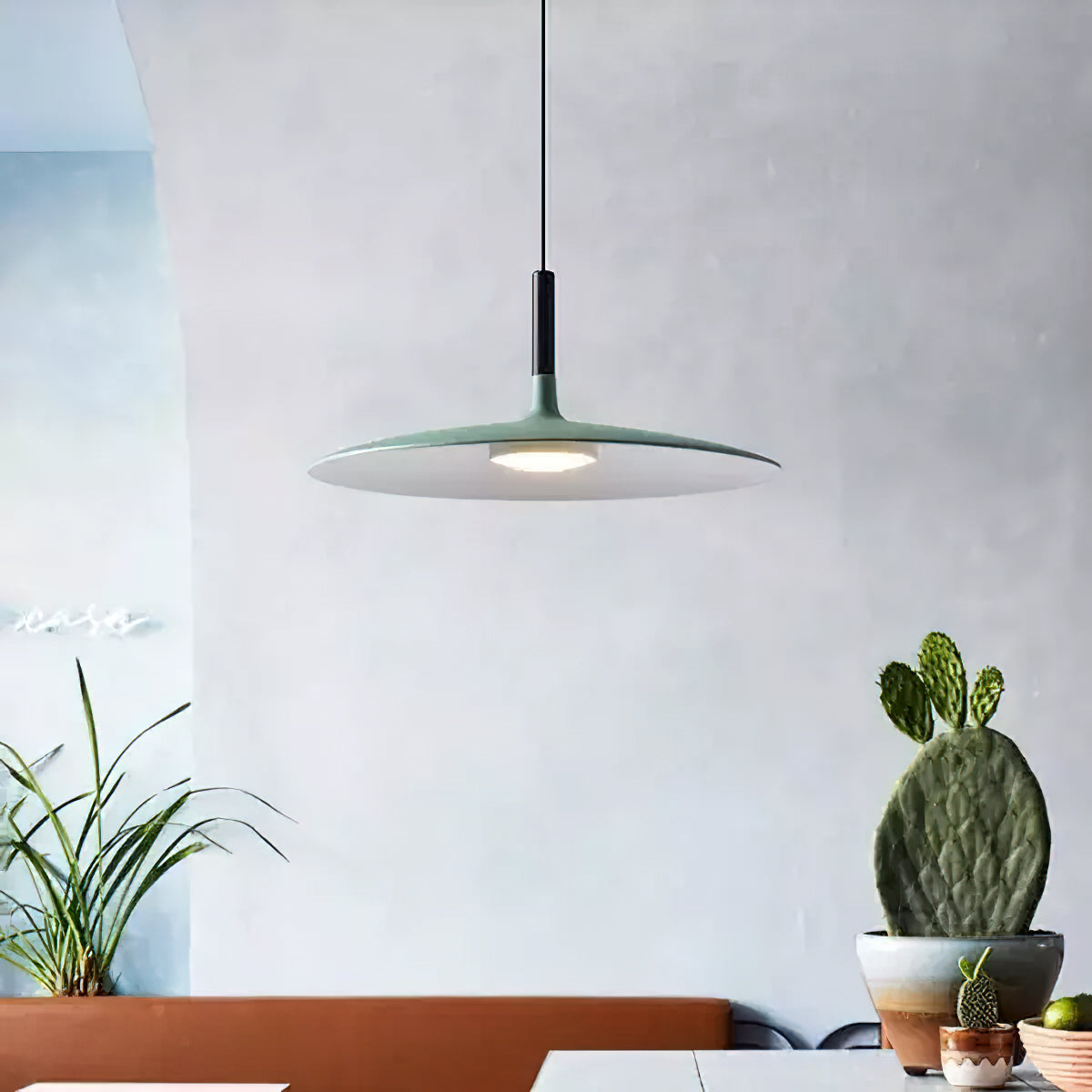 Solro Pendant Light