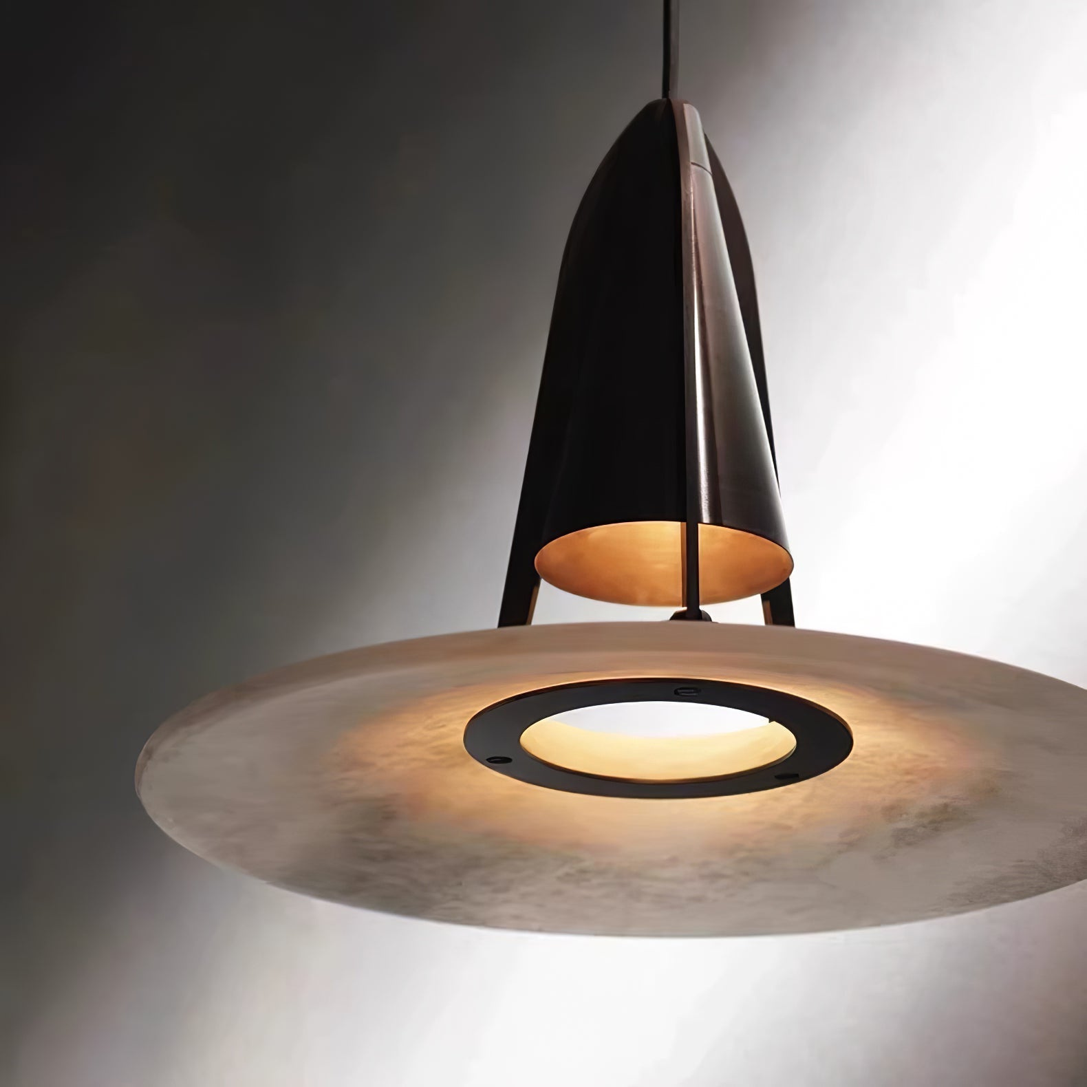 Agaron Alabaster Pendant Light