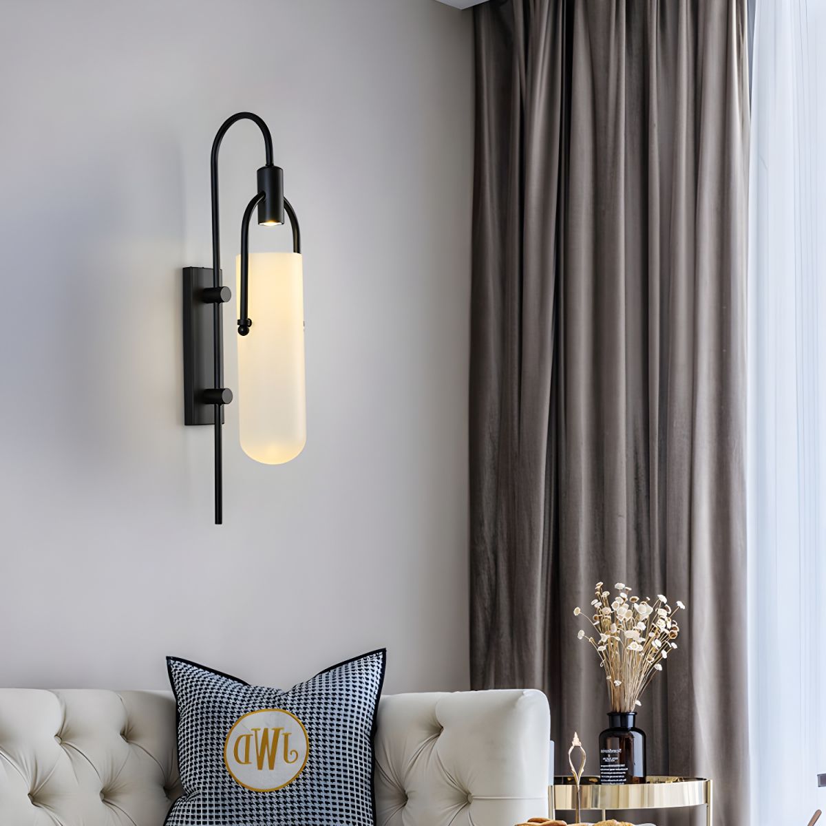 Arcil Wall Light