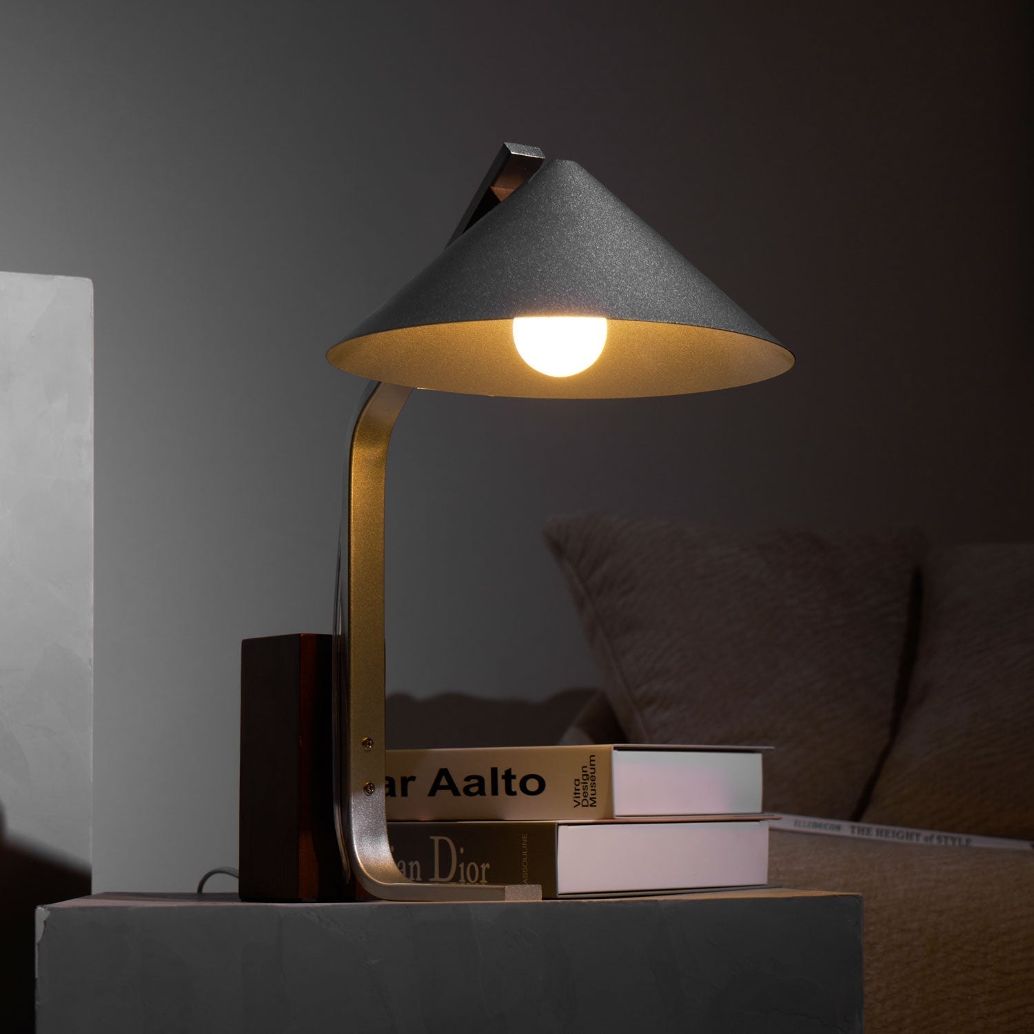 Arumeca Table Lamp