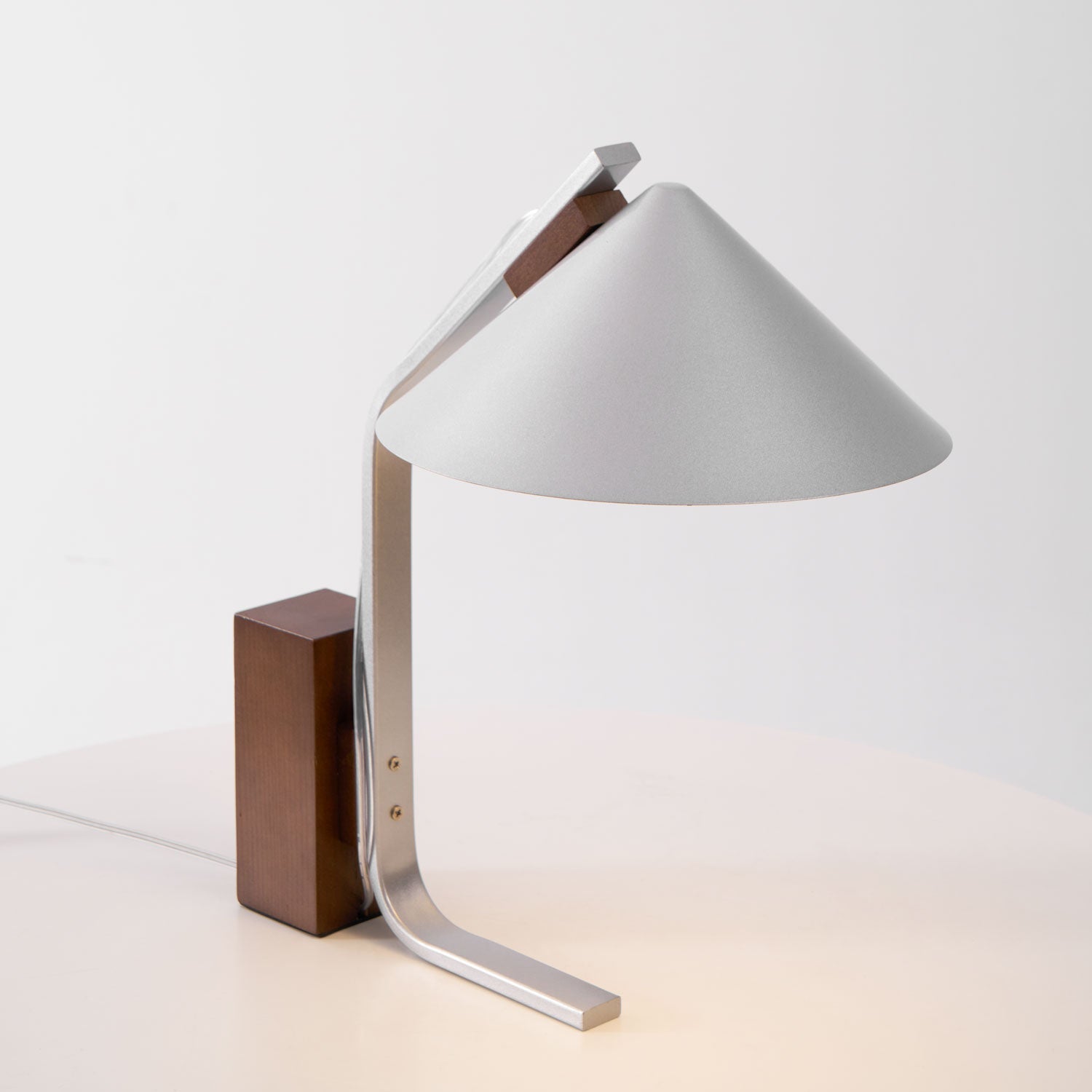 Arumeca Table Lamp