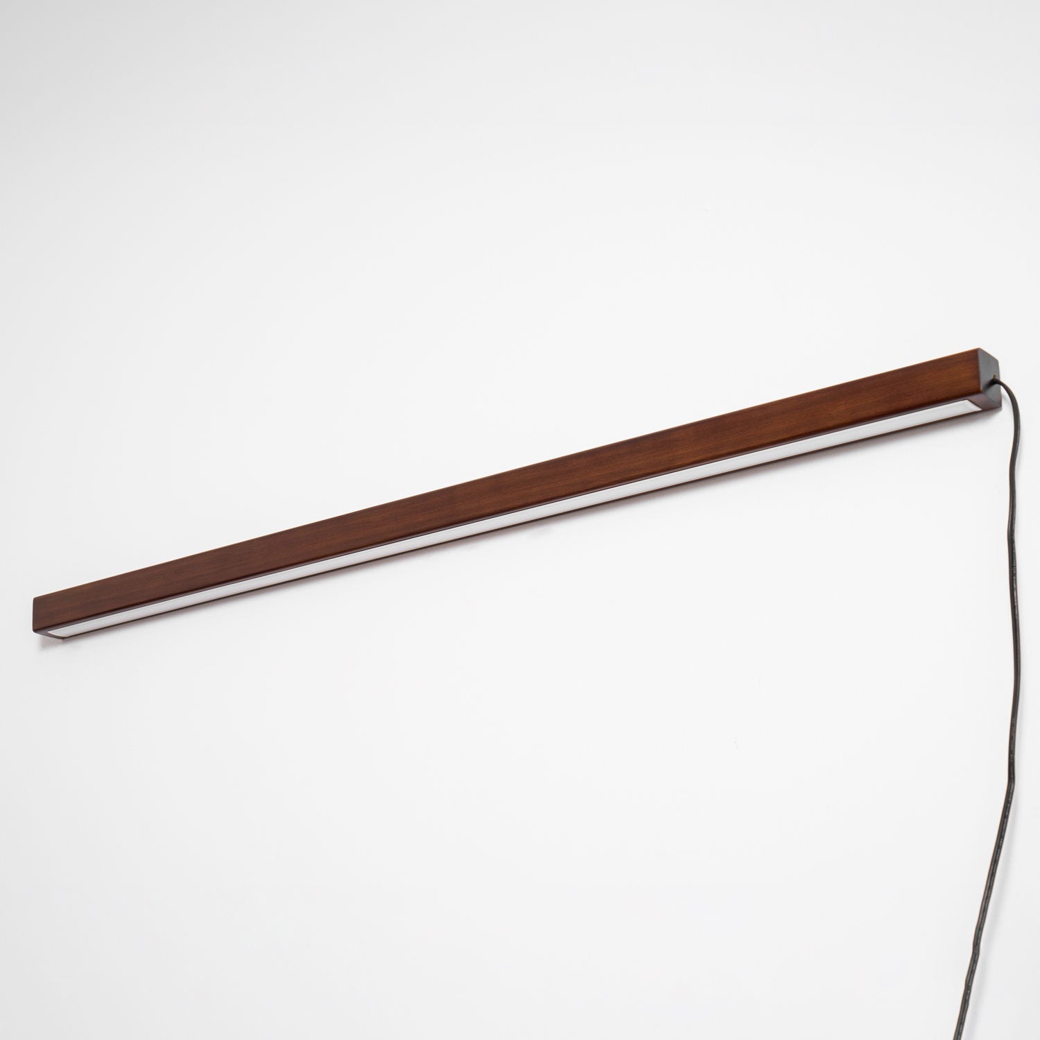 Aerelo Wall Light