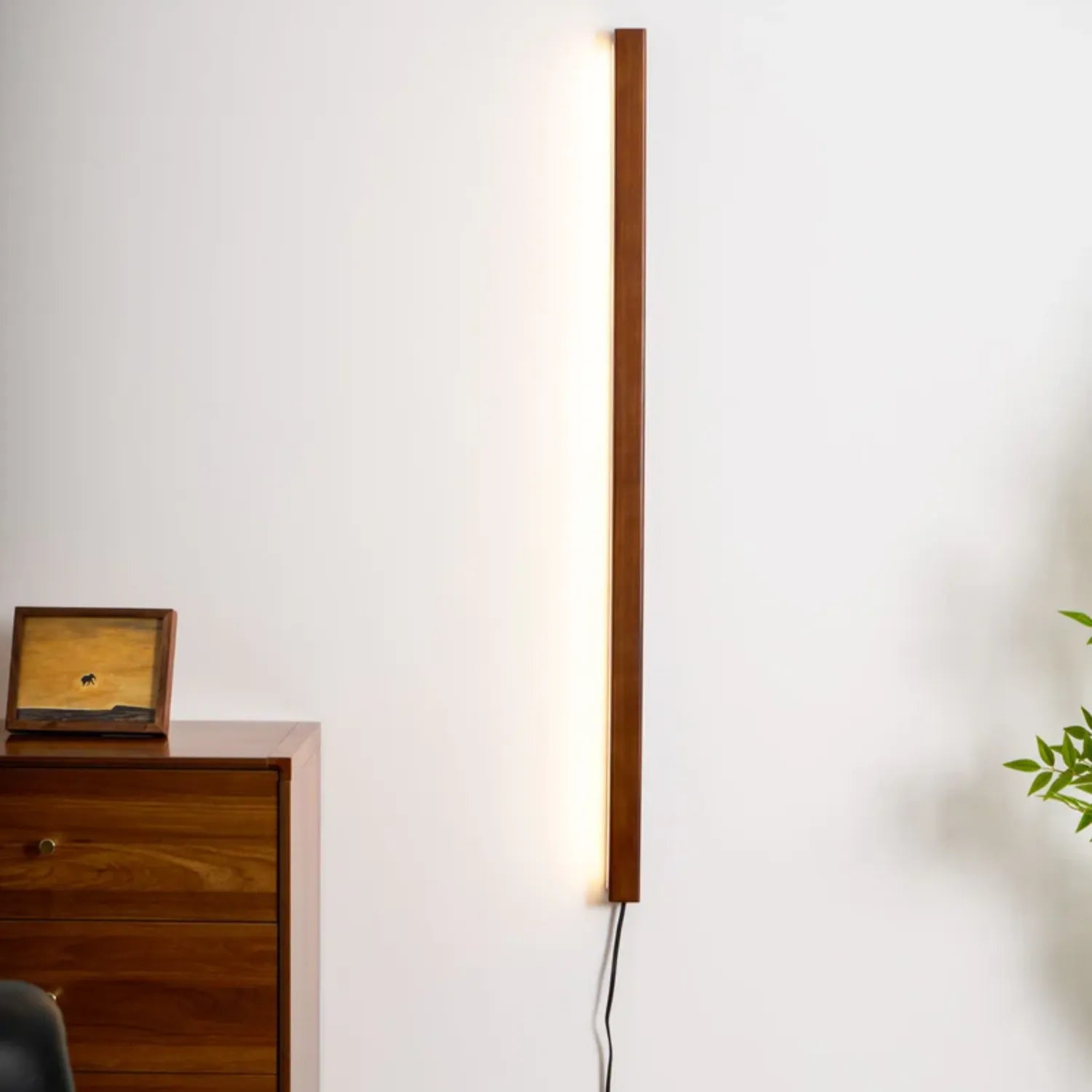 Aerelo Wall Light