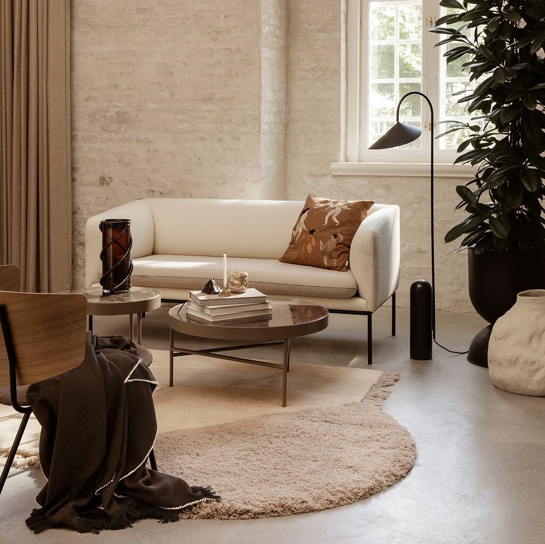 Arumce Floor Lamp