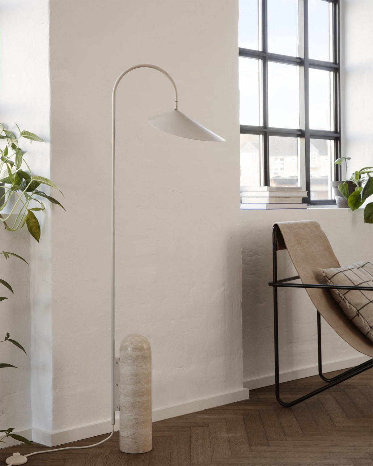 Renlinia Arc Floor Lamp