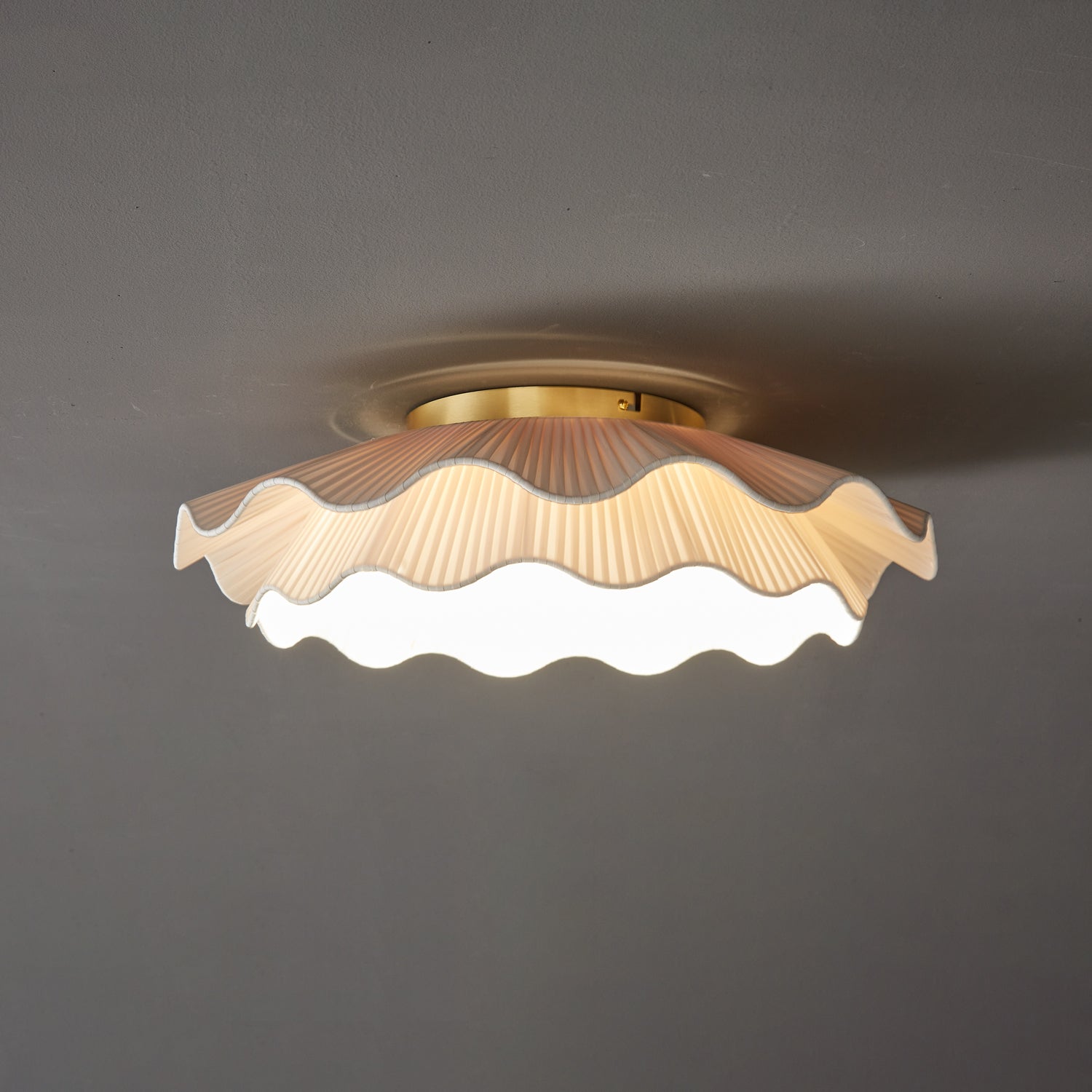 Arvin Flower Ceiling Light