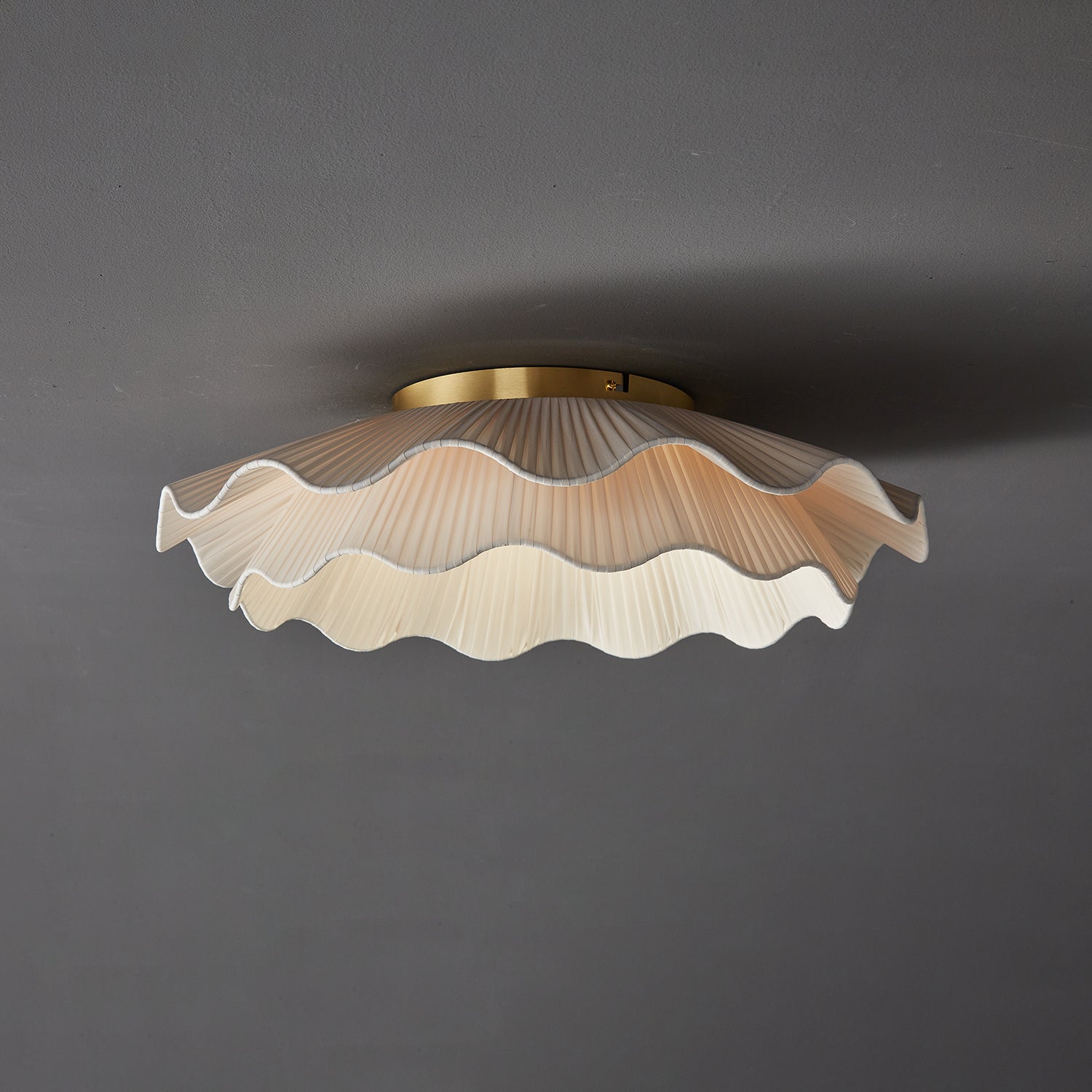 Arvin Flower Ceiling Light