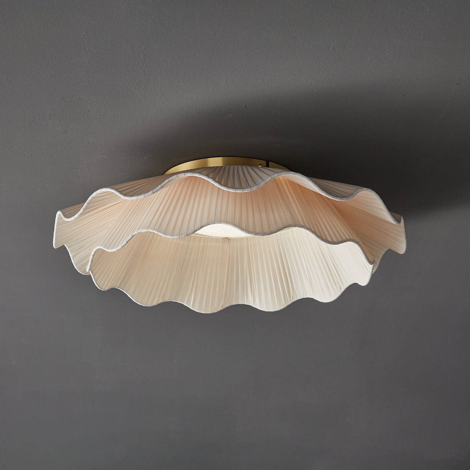 Arvin Flower Ceiling Light