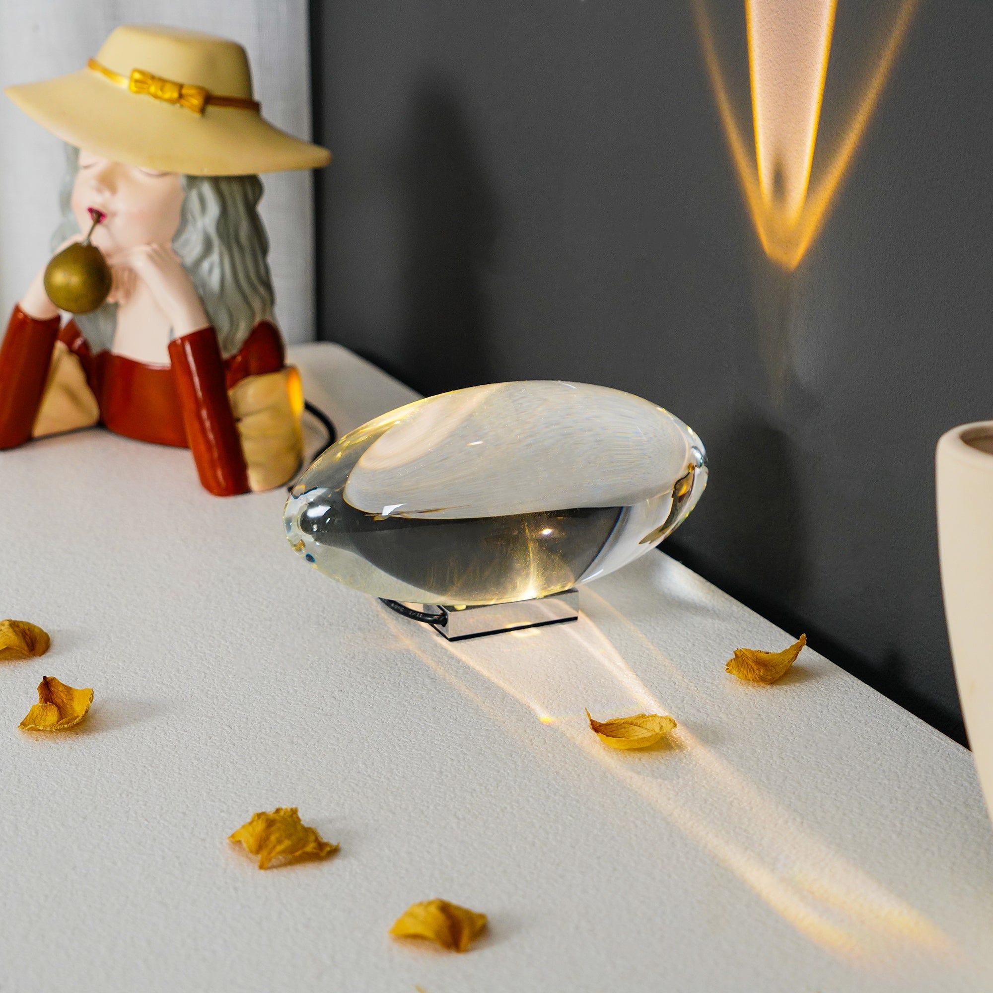 Yardale Table Lamp