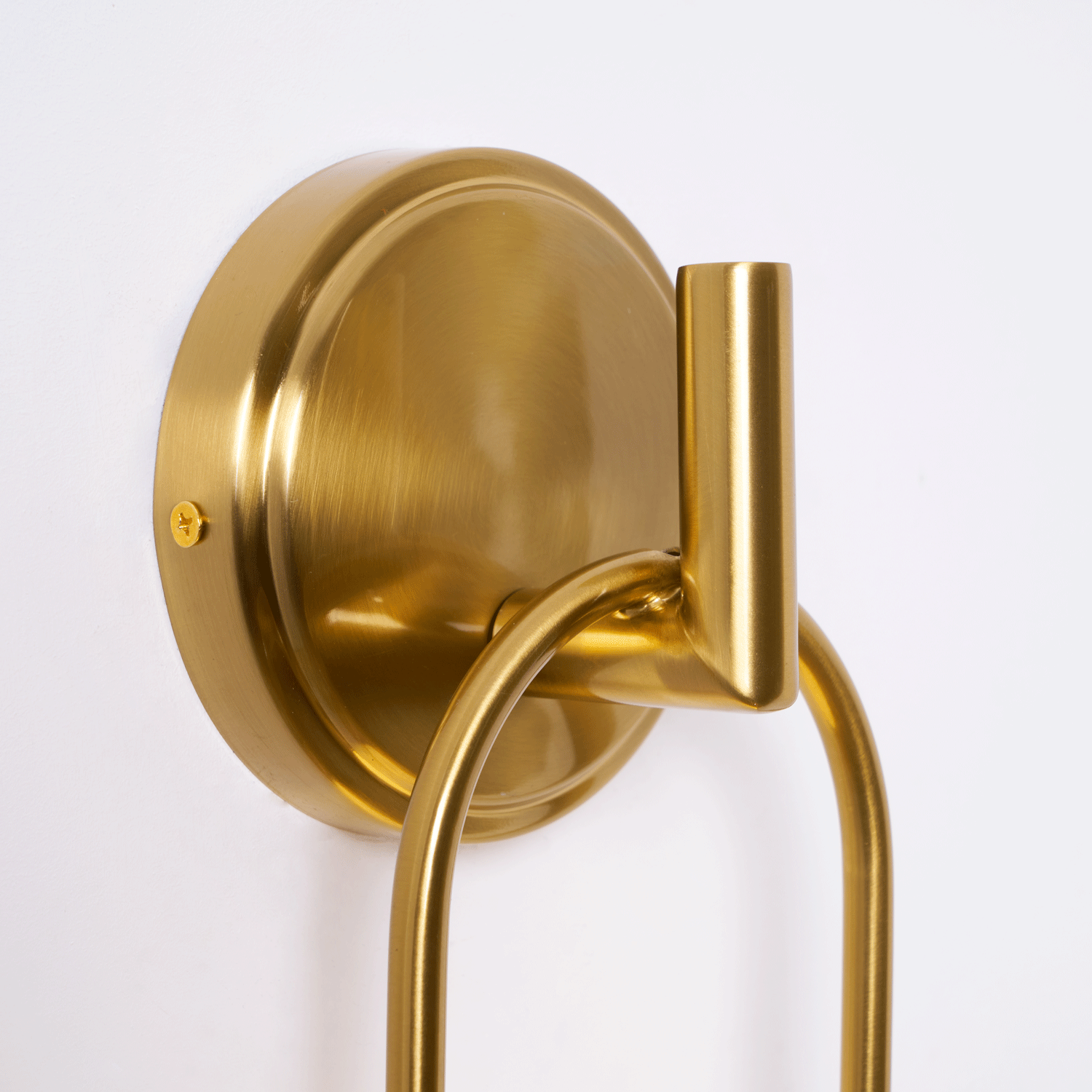 Orevva Wall Light