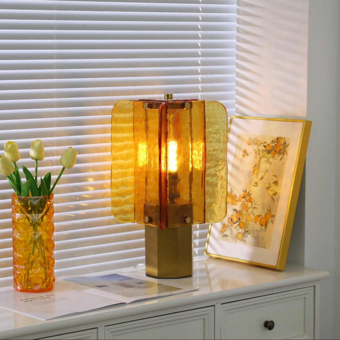 Velynessa Table Lamp