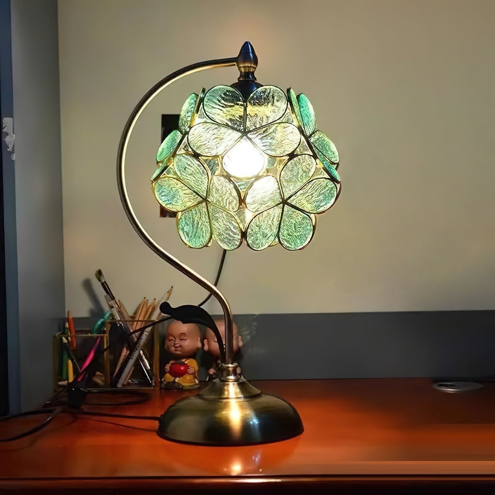 Floyem Flower Table Lamp (2)